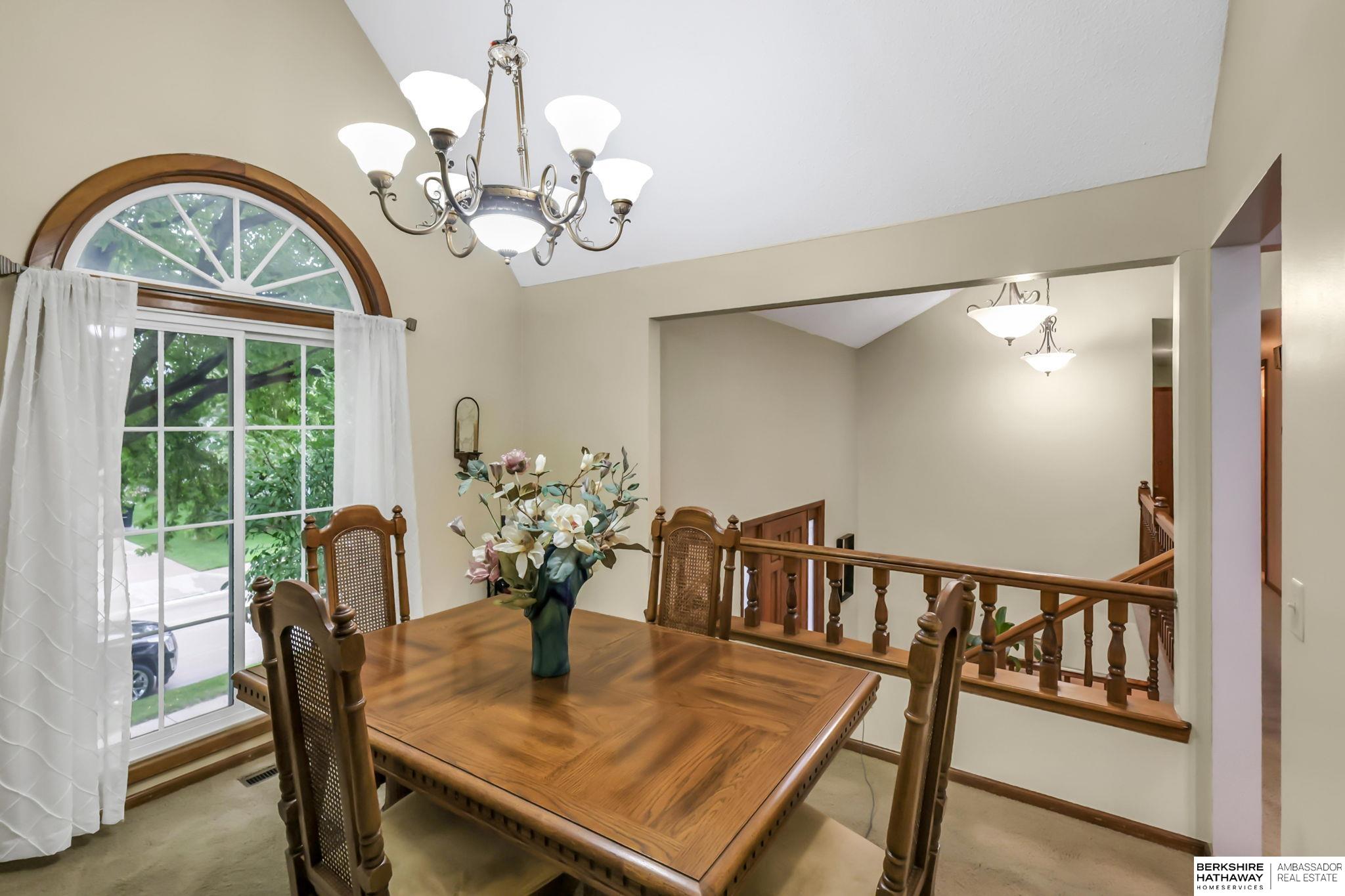 Omaha, Nebraska 68154, United States, 3 Bedrooms Bedrooms, ,2 BathroomsBathrooms,Residential,Active,225949