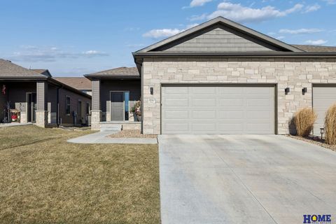 Photo of 3840 Cabo Drive, Lincoln, NE 68516 (MLS # 22604905)