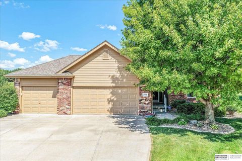 Photo of 12006 Vane Circle, Omaha, NE 68142 (MLS # 22529030)