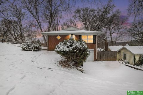 Photo of 5640 Ruggles Street, Omaha, NE 68104 (MLS # 22534092)