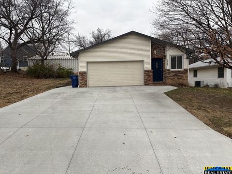 Photo of 1012 F Avenue, Plattsmouth, NE 68048 (MLS # 22533894)