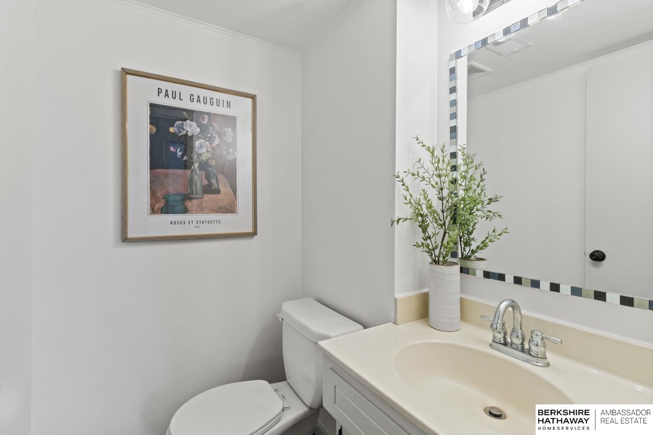 Omaha, Nebraska 68130, United States, 3 Bedrooms Bedrooms, ,2 BathroomsBathrooms,Residential,Active,168676