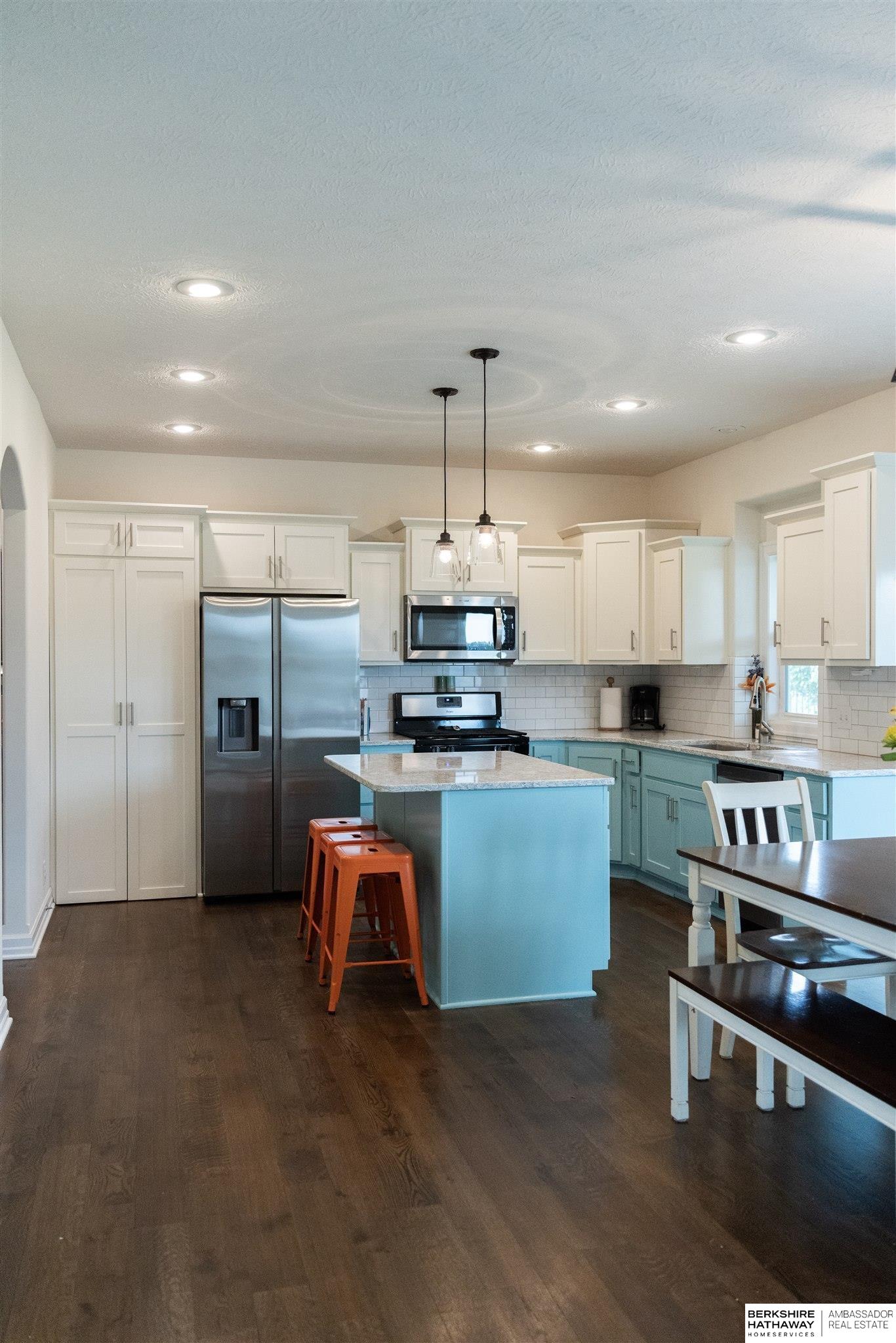 Gretna, Nebraska 68028, United States, 4 Bedrooms Bedrooms, ,3 BathroomsBathrooms,Residential,Active,200012