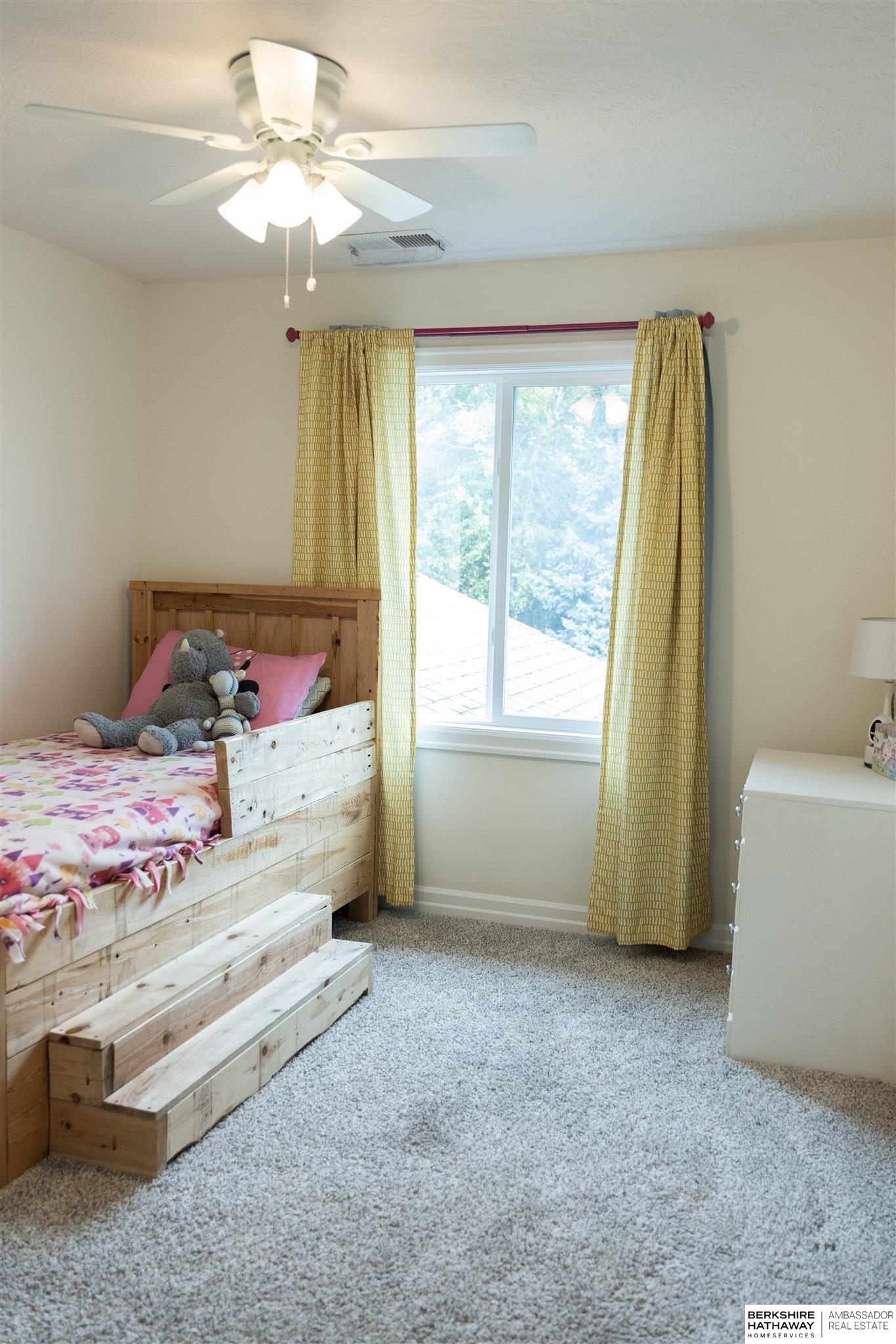 Gretna, Nebraska 68028, United States, 4 Bedrooms Bedrooms, ,3 BathroomsBathrooms,Residential,Active,200012