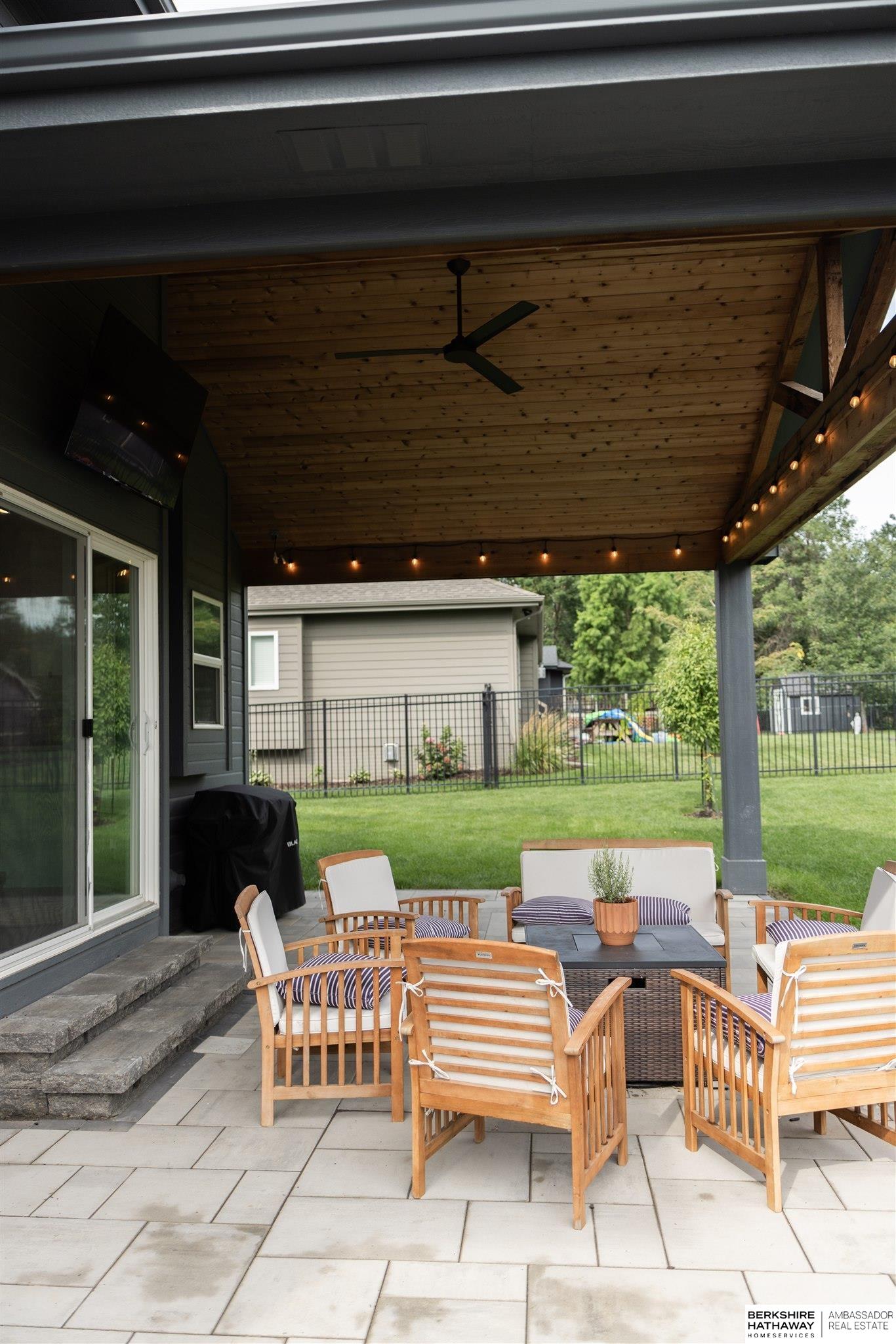 Gretna, Nebraska 68028, United States, 4 Bedrooms Bedrooms, ,3 BathroomsBathrooms,Residential,Active,200012