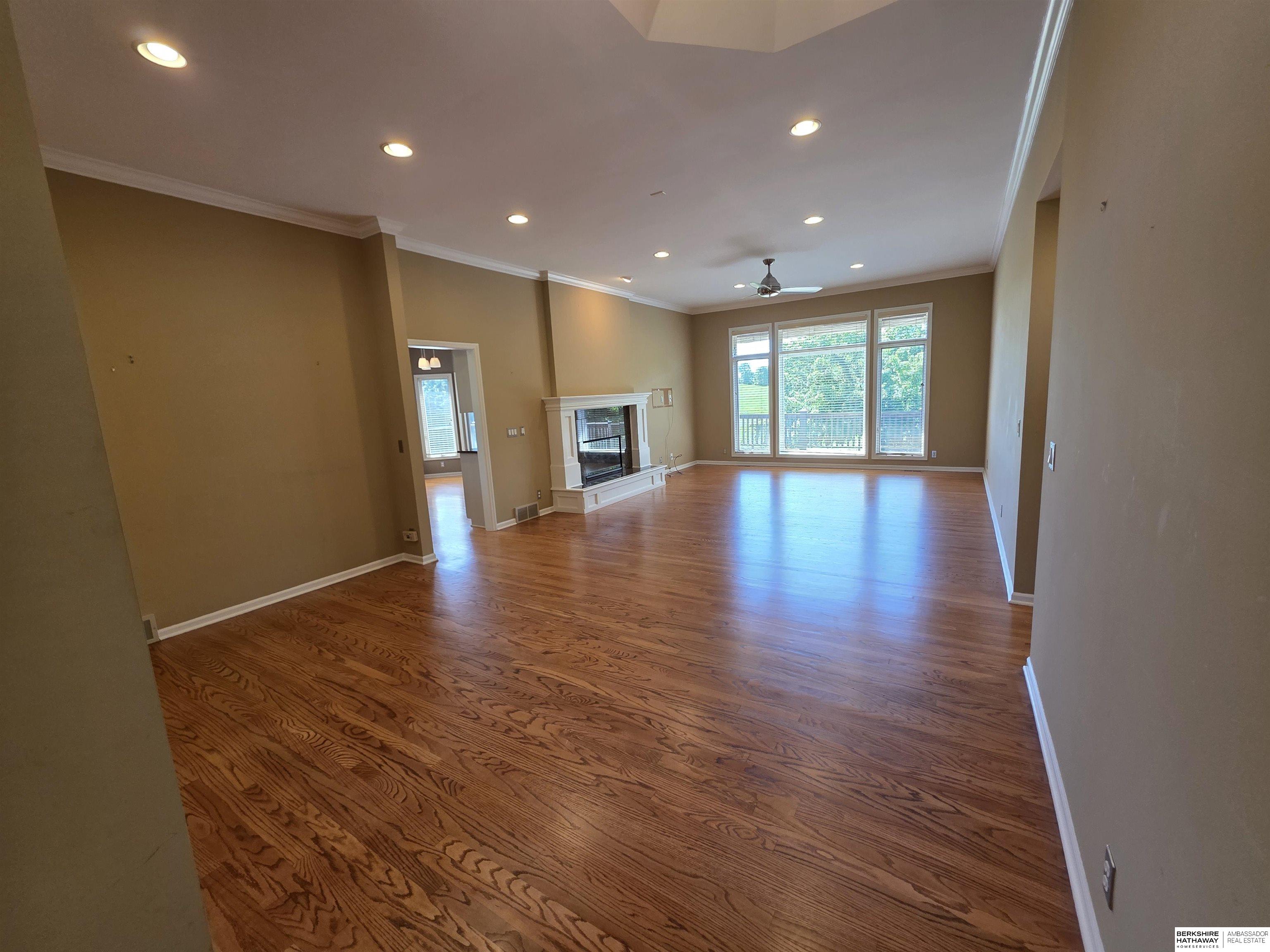 Omaha, Nebraska 68164, United States, 3 Bedrooms Bedrooms, ,2 BathroomsBathrooms,Residential,Active,168798