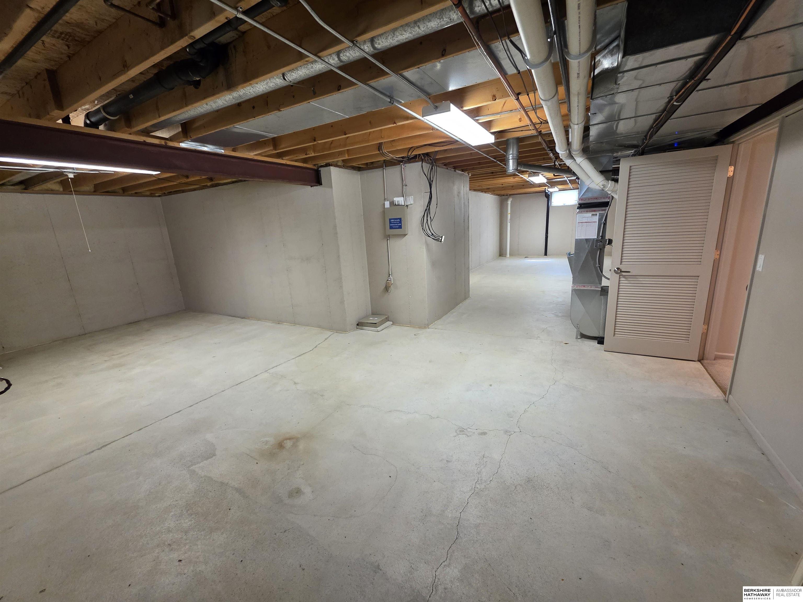 Omaha, Nebraska 68164, United States, 3 Bedrooms Bedrooms, ,2 BathroomsBathrooms,Residential,Active,168798