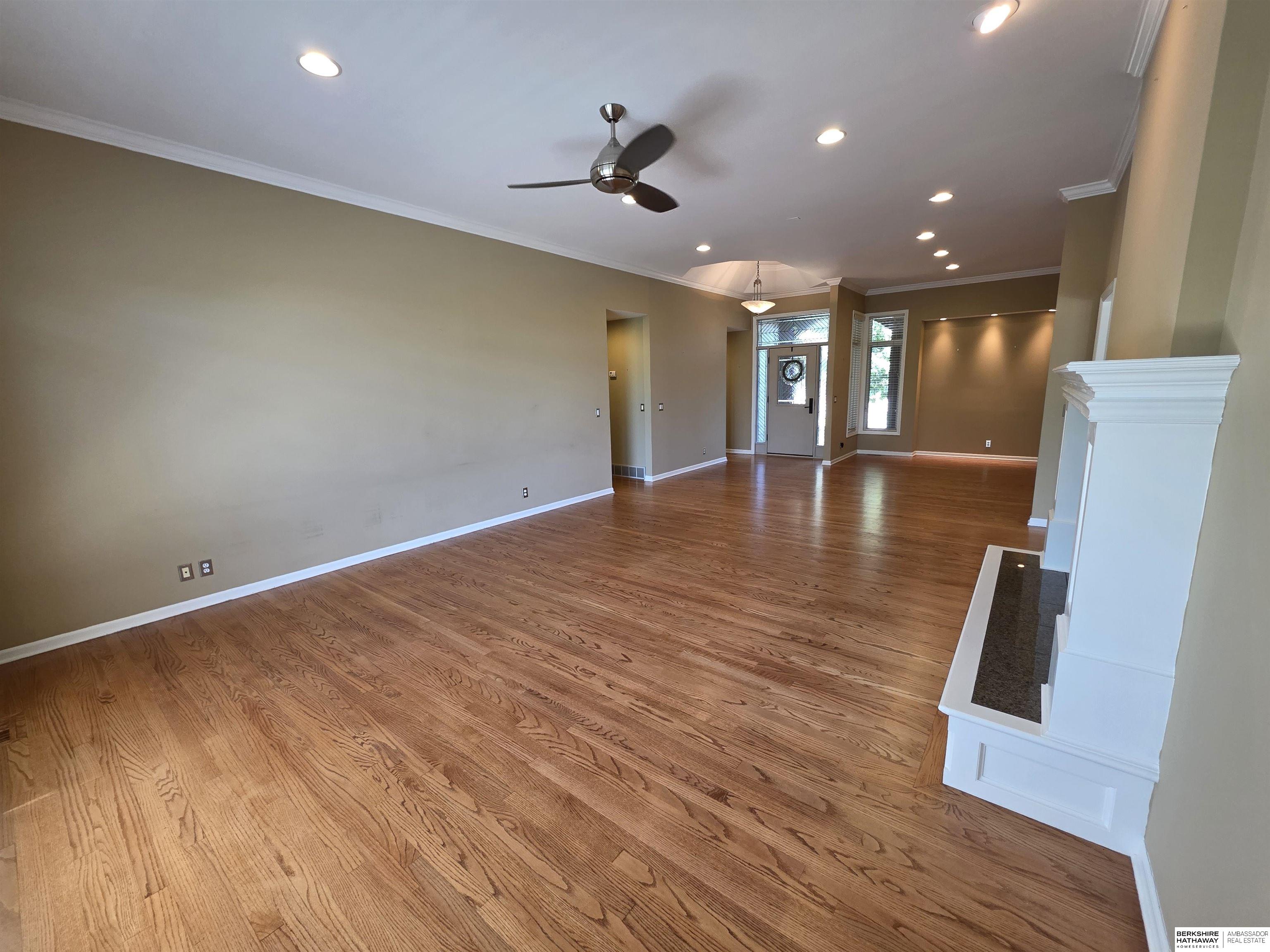 Omaha, Nebraska 68164, United States, 3 Bedrooms Bedrooms, ,2 BathroomsBathrooms,Residential,Active,168798