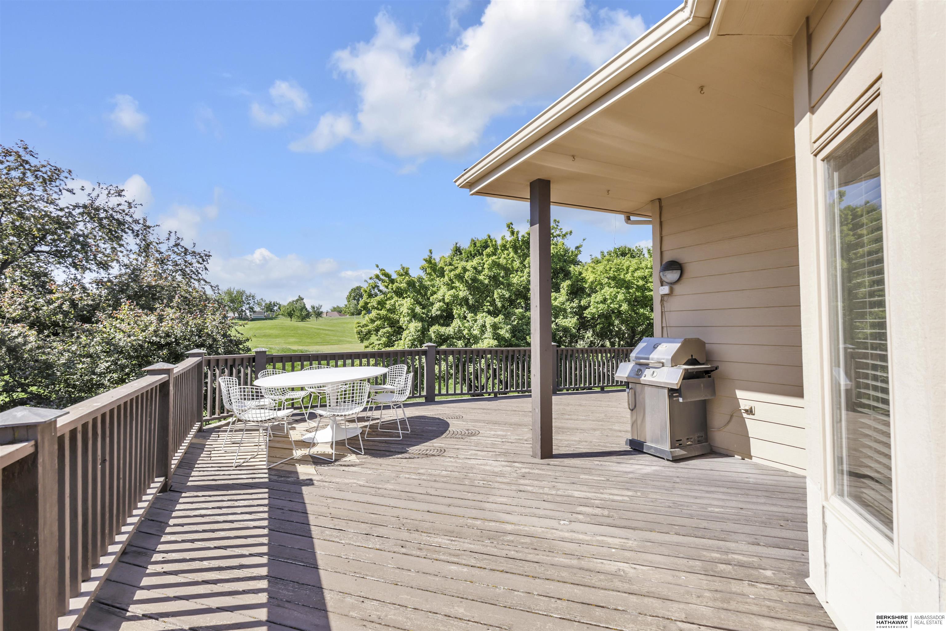 Omaha, Nebraska 68164, United States, 3 Bedrooms Bedrooms, ,2 BathroomsBathrooms,Residential,Active,168798