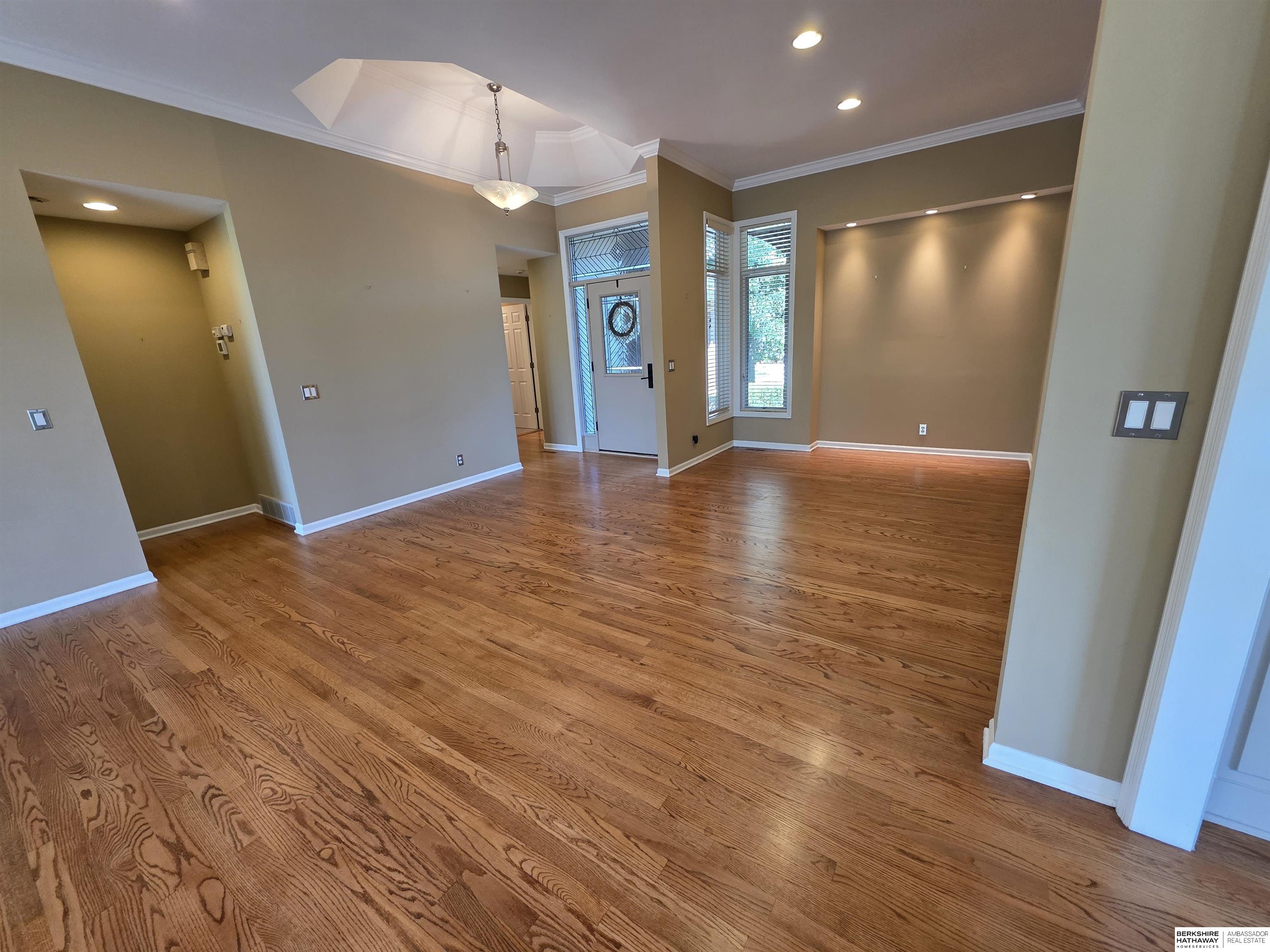 Omaha, Nebraska 68164, United States, 3 Bedrooms Bedrooms, ,2 BathroomsBathrooms,Residential,Active,168798