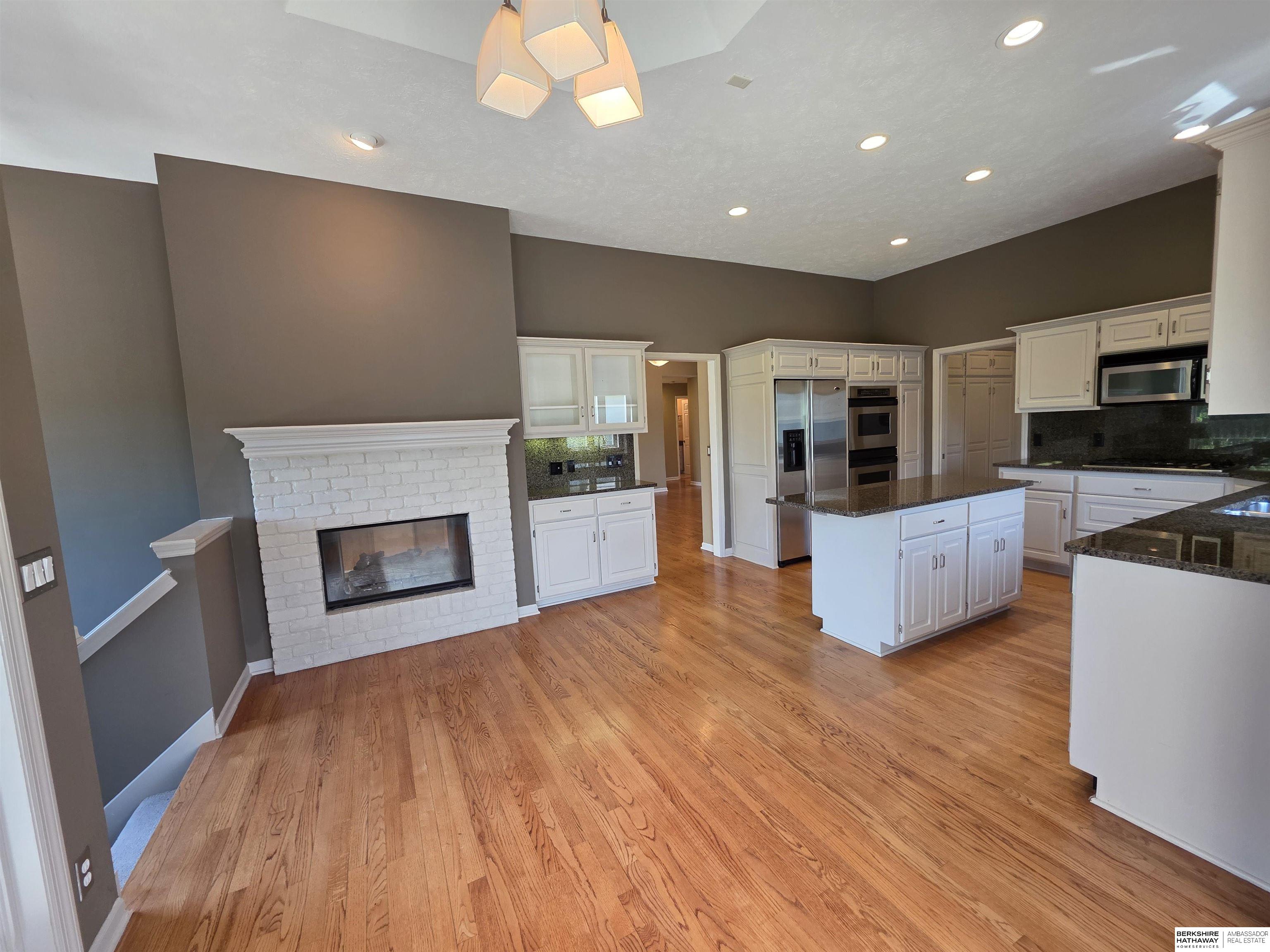 Omaha, Nebraska 68164, United States, 3 Bedrooms Bedrooms, ,2 BathroomsBathrooms,Residential,Active,168798