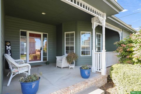 Photo of 701 Fenwick Street, Papillion, NE 68046 (MLS # 22604126)