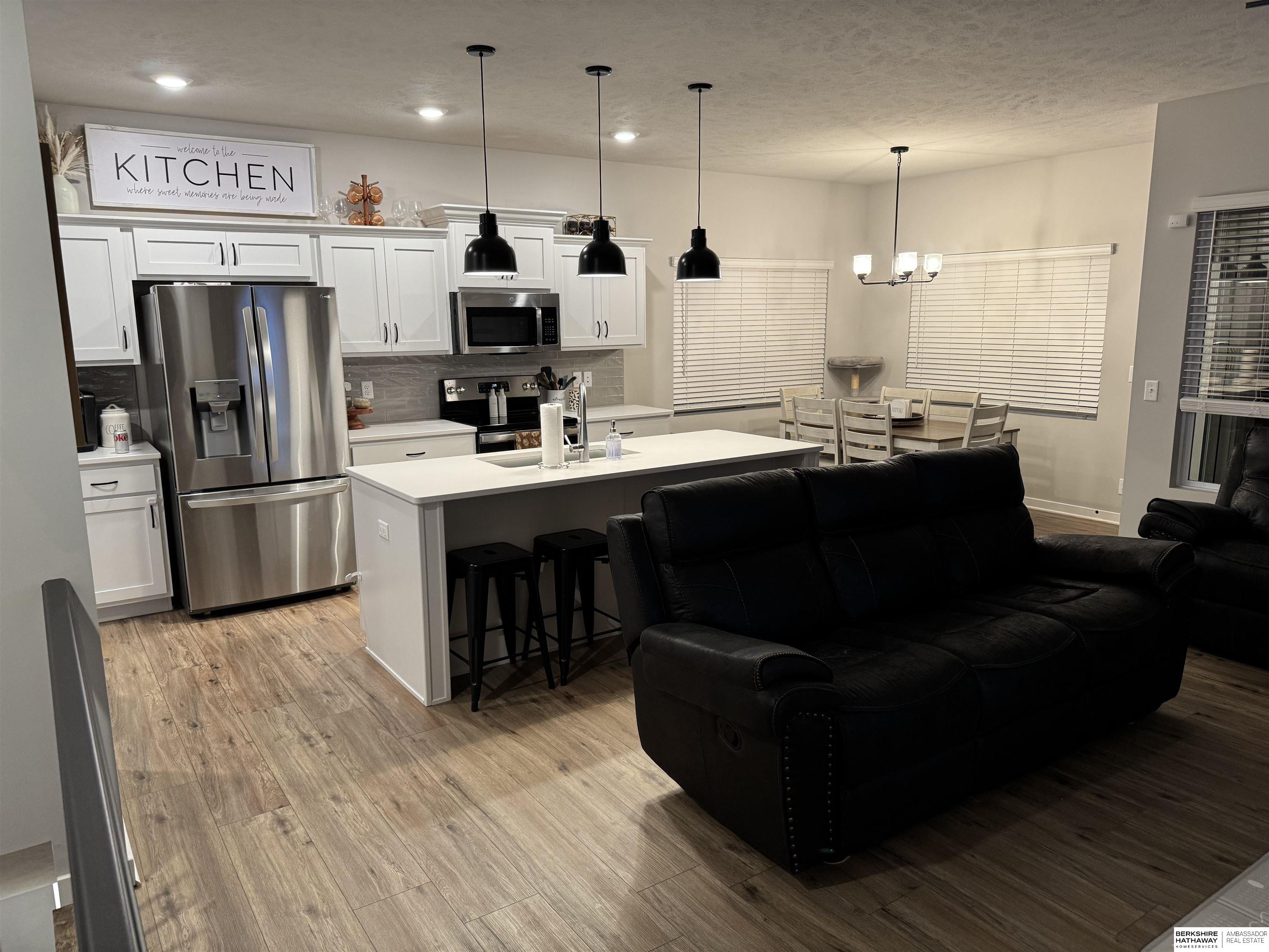 Elkhorn, Nebraska 68022, United States, 4 Bedrooms Bedrooms, ,3 BathroomsBathrooms,Residential,Active,240226