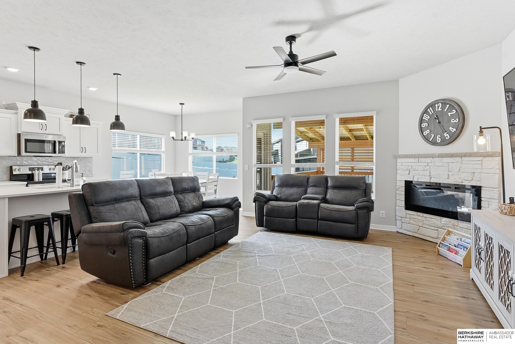 Elkhorn, Nebraska 68022, United States, 4 Bedrooms Bedrooms, ,3 BathroomsBathrooms,Residential,Active,240226