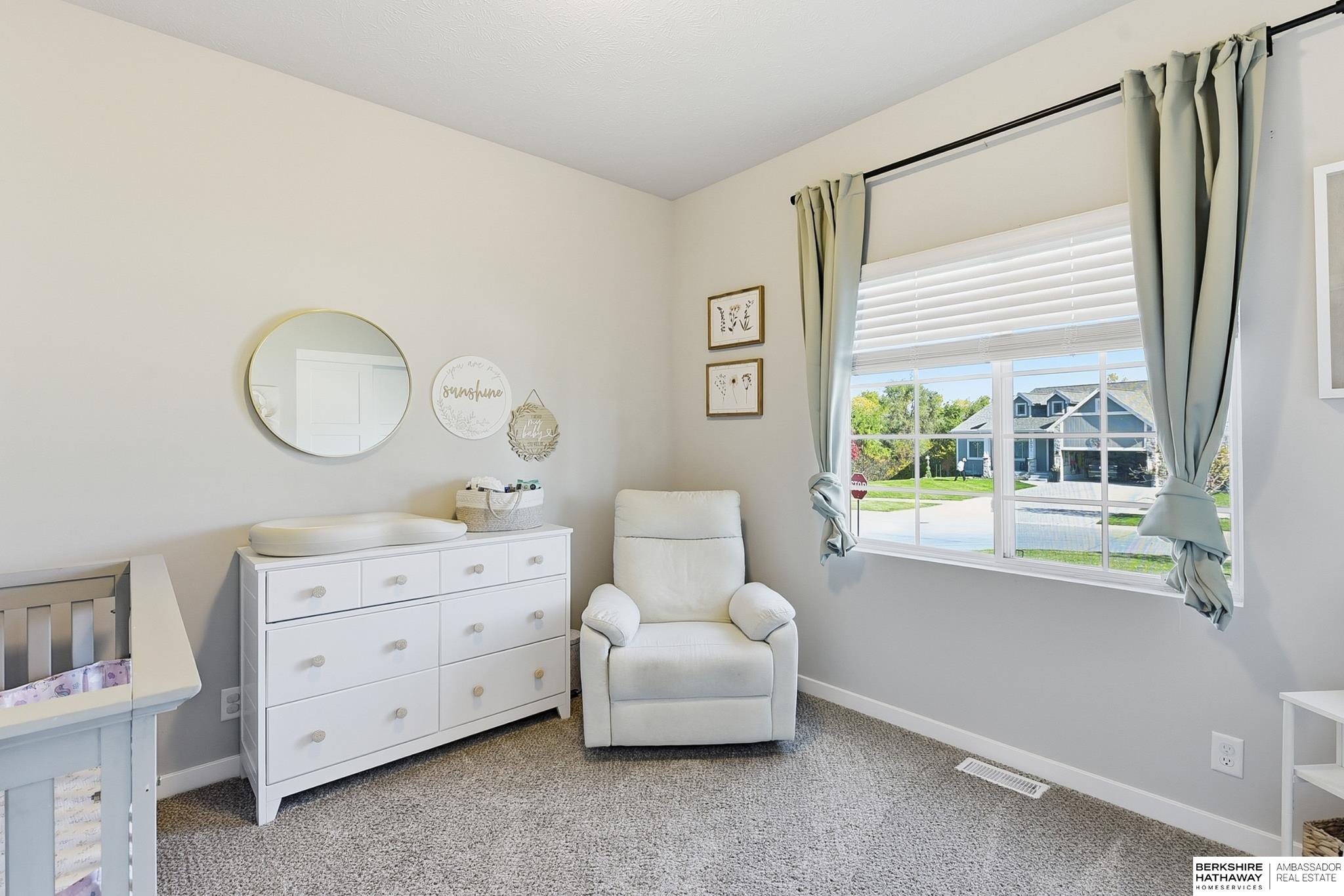 Elkhorn, Nebraska 68022, United States, 4 Bedrooms Bedrooms, ,3 BathroomsBathrooms,Residential,Active,240226