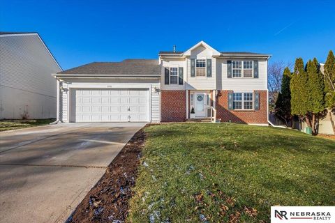 Photo of 11716 S 28th Street, Bellevue, NE 68123 (MLS # 22535137)