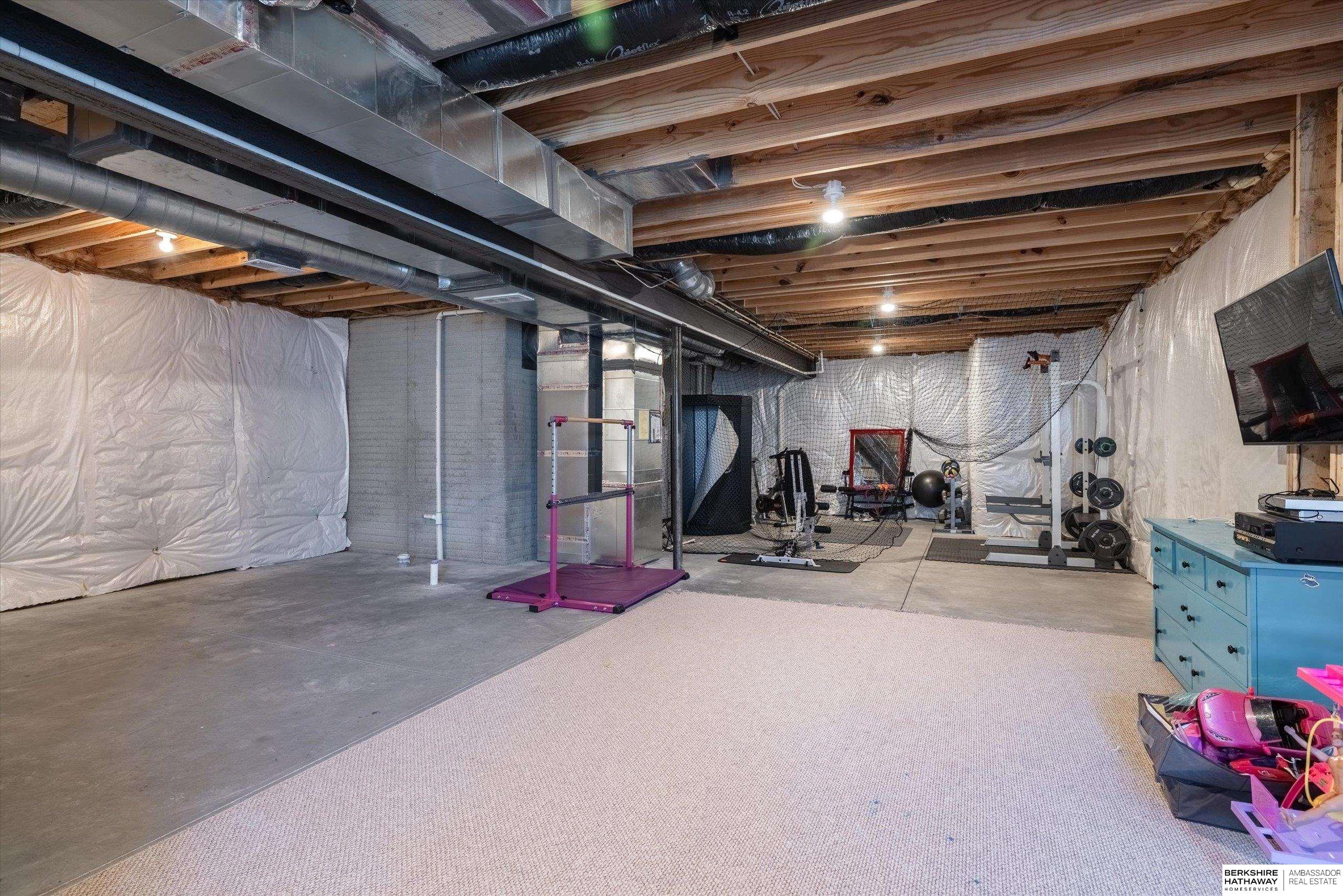 Gretna, Nebraska 68028, United States, 4 Bedrooms Bedrooms, ,3 BathroomsBathrooms,Residential,Active,238372