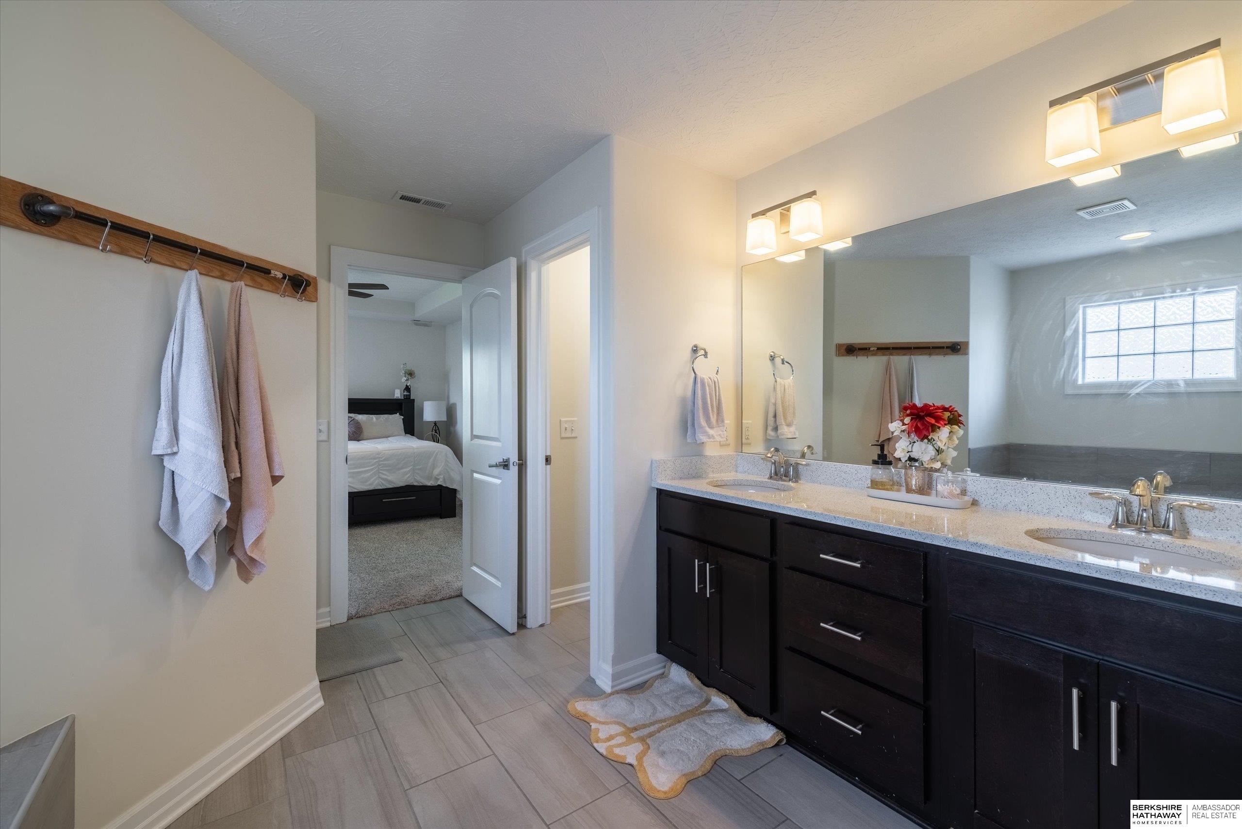 Gretna, Nebraska 68028, United States, 4 Bedrooms Bedrooms, ,3 BathroomsBathrooms,Residential,Active,238372