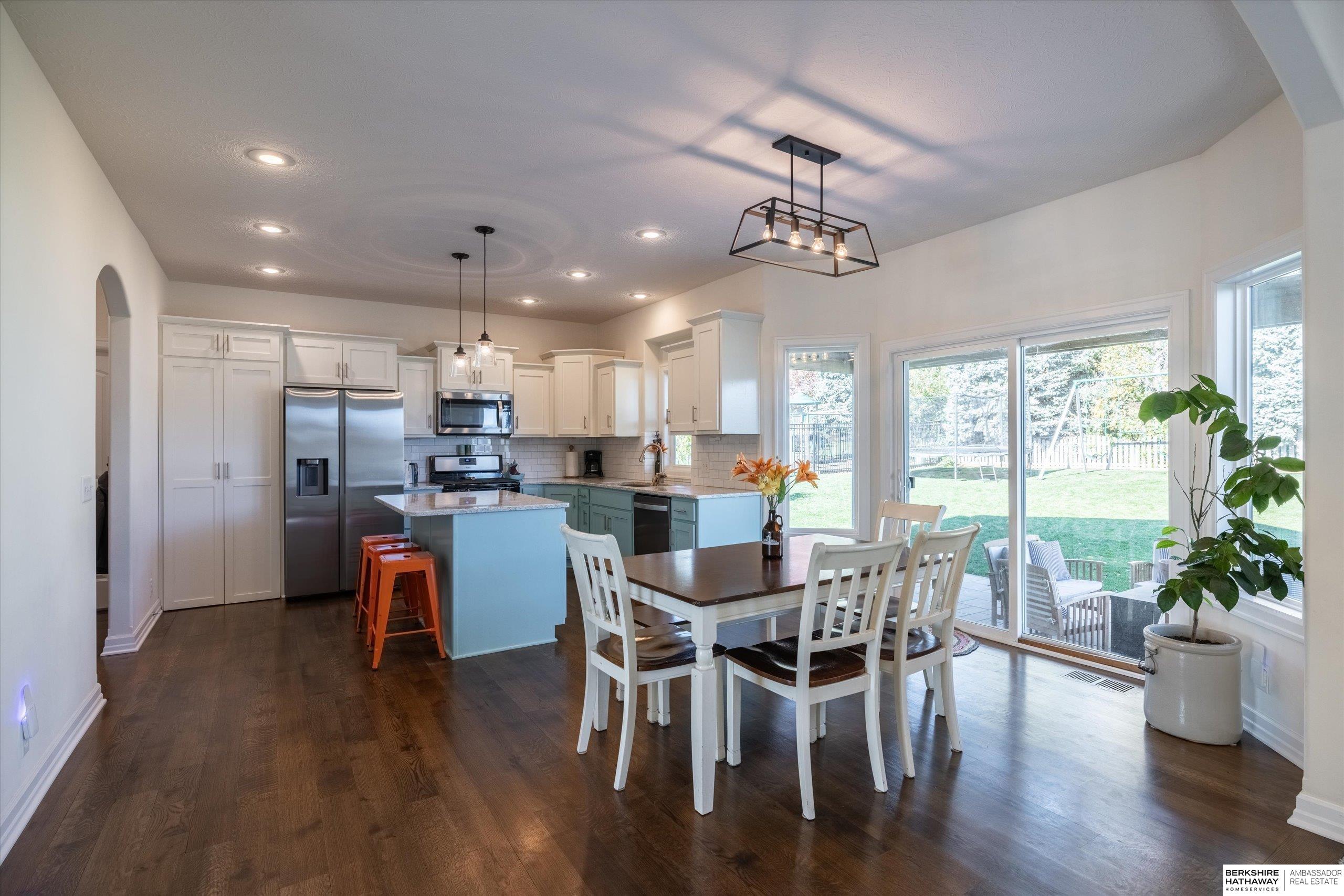 Gretna, Nebraska 68028, United States, 4 Bedrooms Bedrooms, ,3 BathroomsBathrooms,Residential,Active,238372