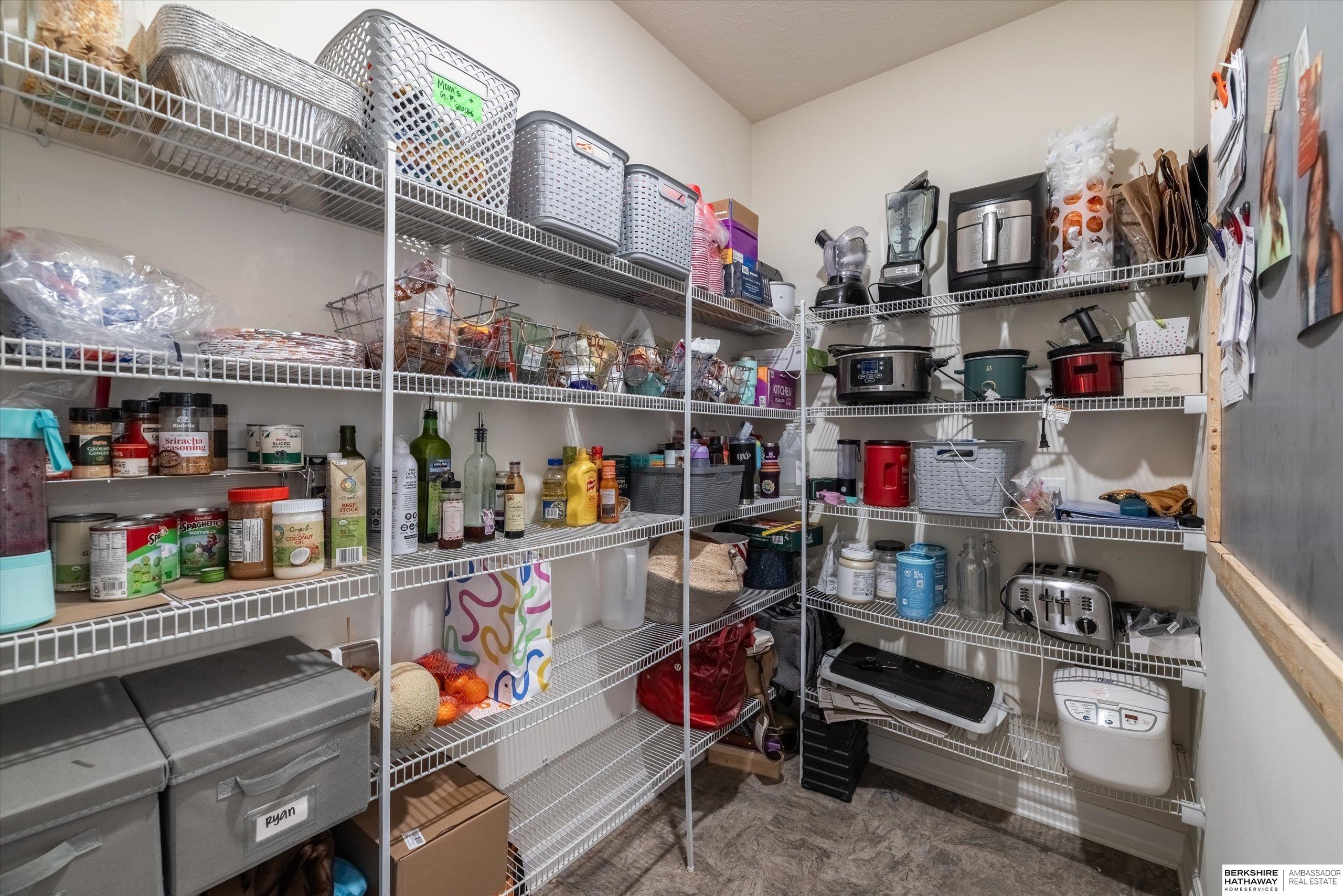 Gretna, Nebraska 68028, United States, 4 Bedrooms Bedrooms, ,3 BathroomsBathrooms,Residential,Active,238372