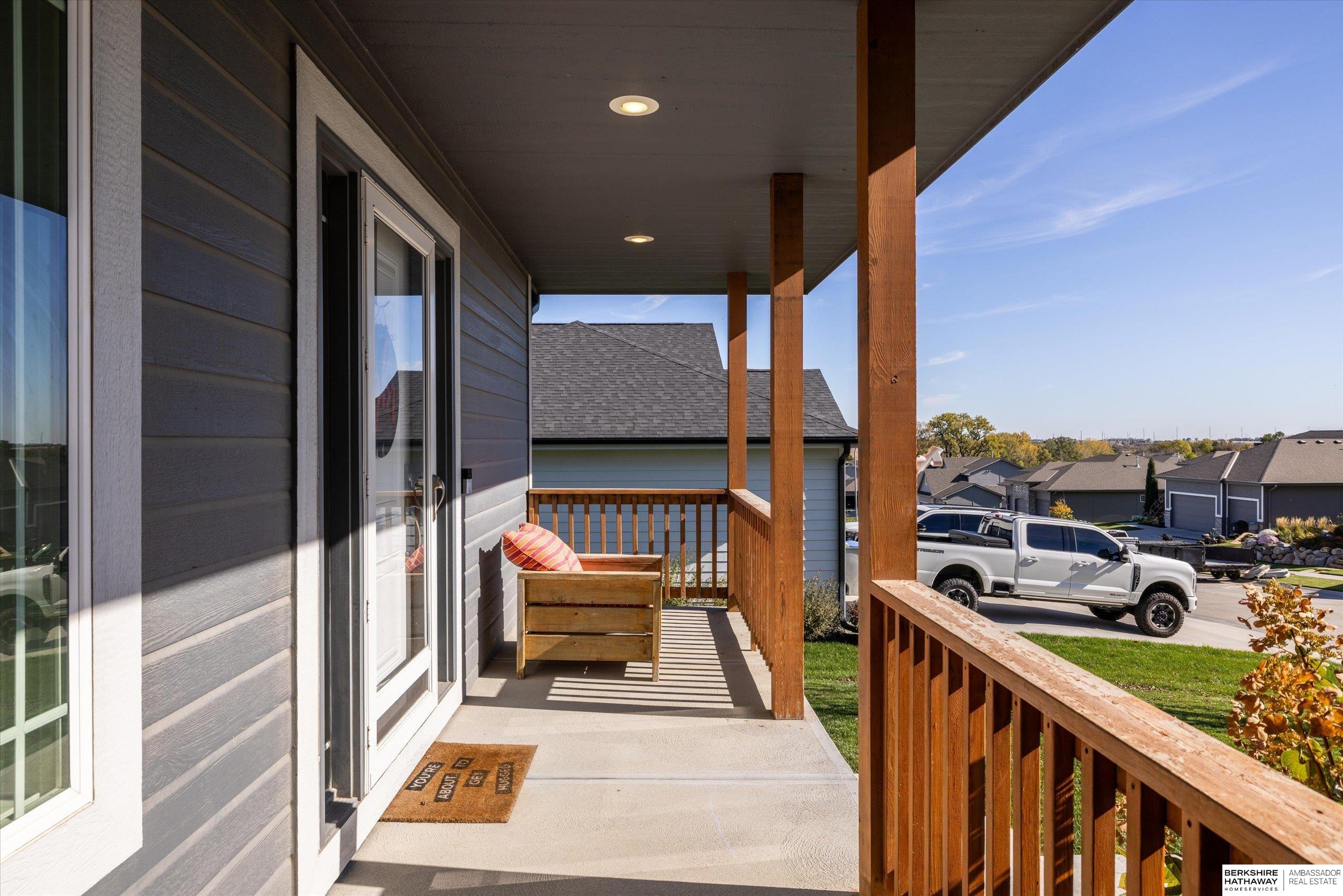 Gretna, Nebraska 68028, United States, 4 Bedrooms Bedrooms, ,3 BathroomsBathrooms,Residential,Active,238372