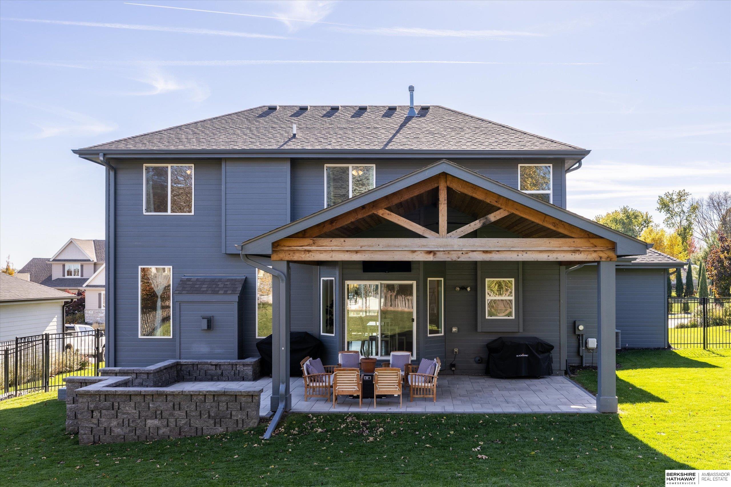 Gretna, Nebraska 68028, United States, 4 Bedrooms Bedrooms, ,3 BathroomsBathrooms,Residential,Active,238372