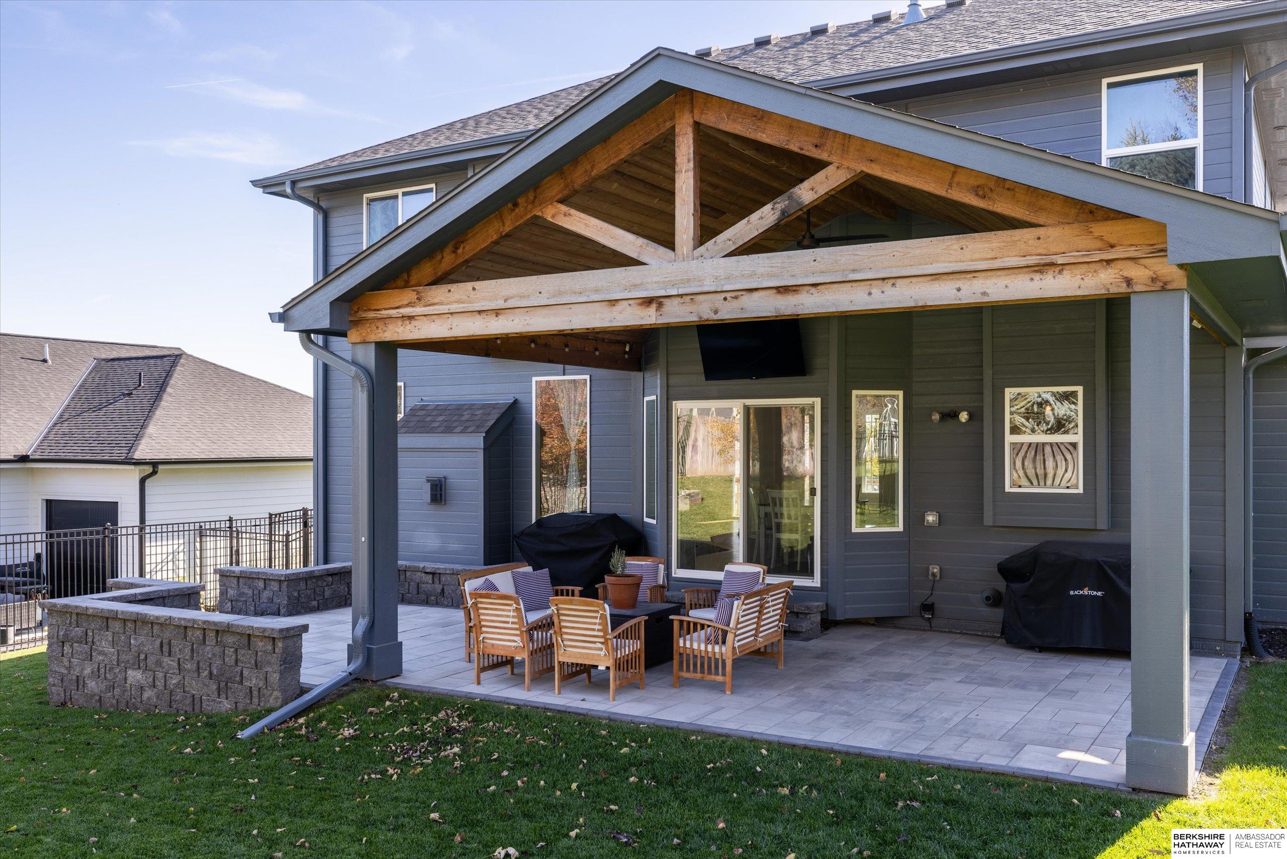 Gretna, Nebraska 68028, United States, 4 Bedrooms Bedrooms, ,3 BathroomsBathrooms,Residential,Active,238372