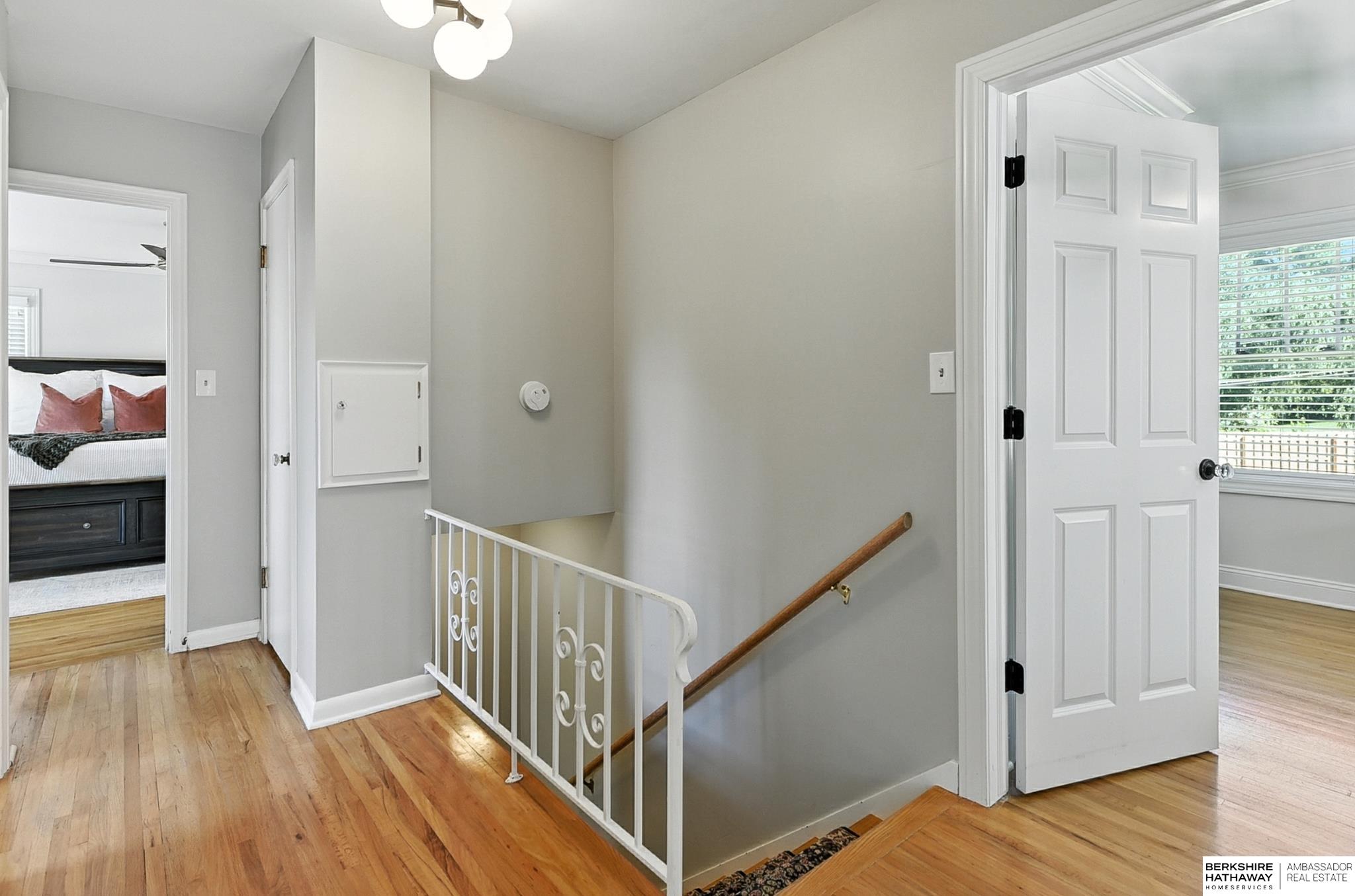 Omaha, Nebraska 68124, United States, 4 Bedrooms Bedrooms, ,1 BathroomBathrooms,Residential,Pending,200057