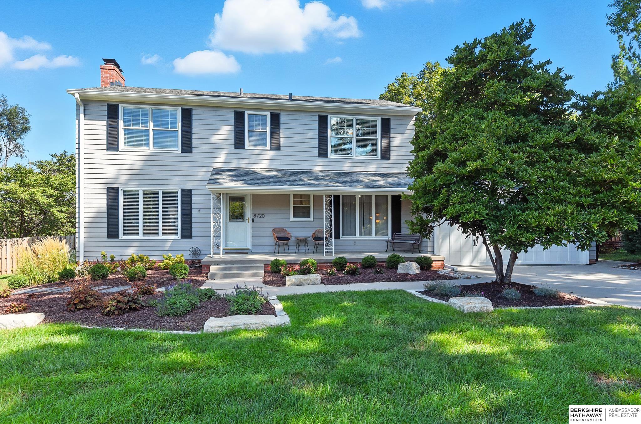 Omaha, Nebraska 68124, United States, 4 Bedrooms Bedrooms, ,1 BathroomBathrooms,Residential,Pending,200057