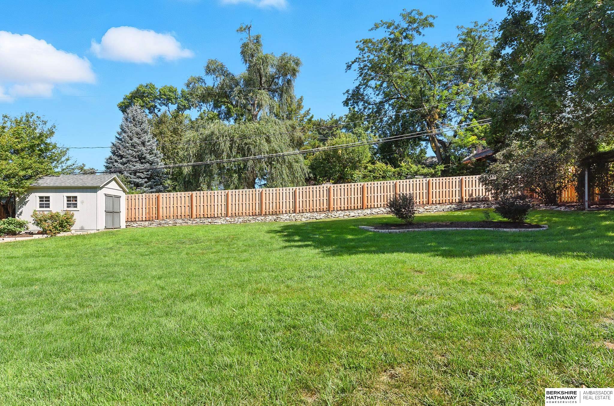 Omaha, Nebraska 68124, United States, 4 Bedrooms Bedrooms, ,1 BathroomBathrooms,Residential,Pending,200057