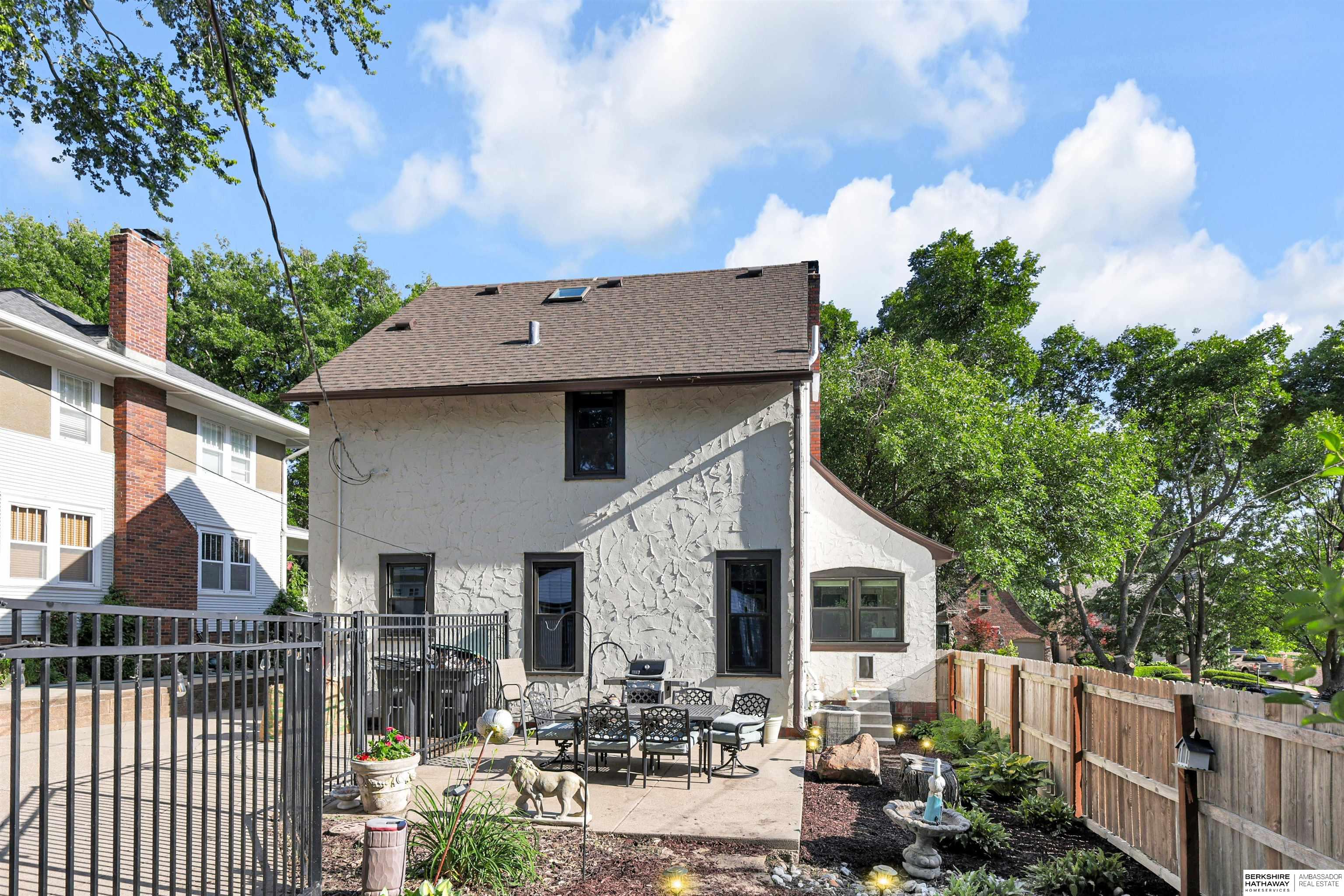 Omaha, Nebraska 68132, United States, 4 Bedrooms Bedrooms, ,2 BathroomsBathrooms,Residential,Active,156093