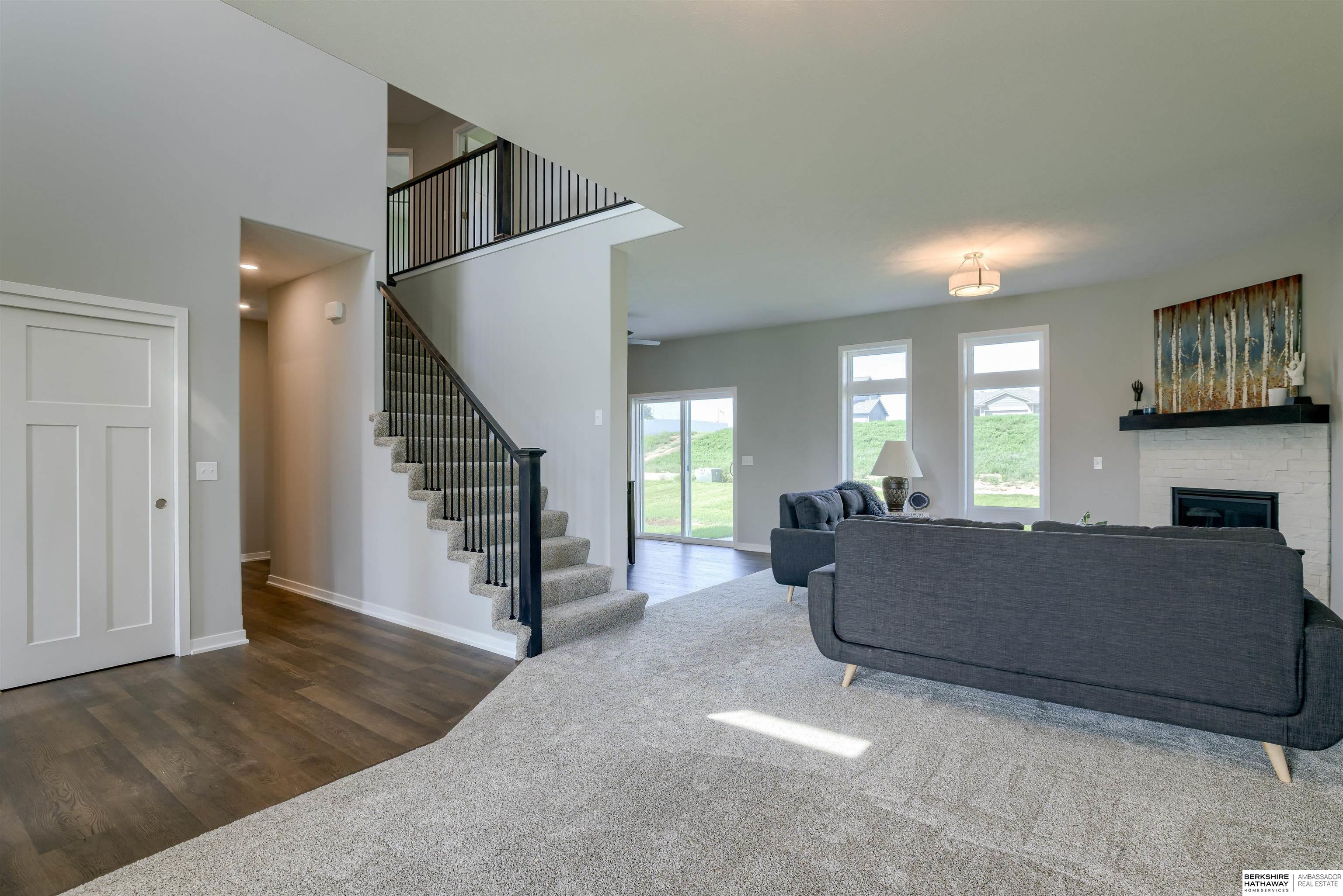 Bellevue, Nebraska 68123, United States, 4 Bedrooms Bedrooms, ,3 BathroomsBathrooms,Residential,Active,23670