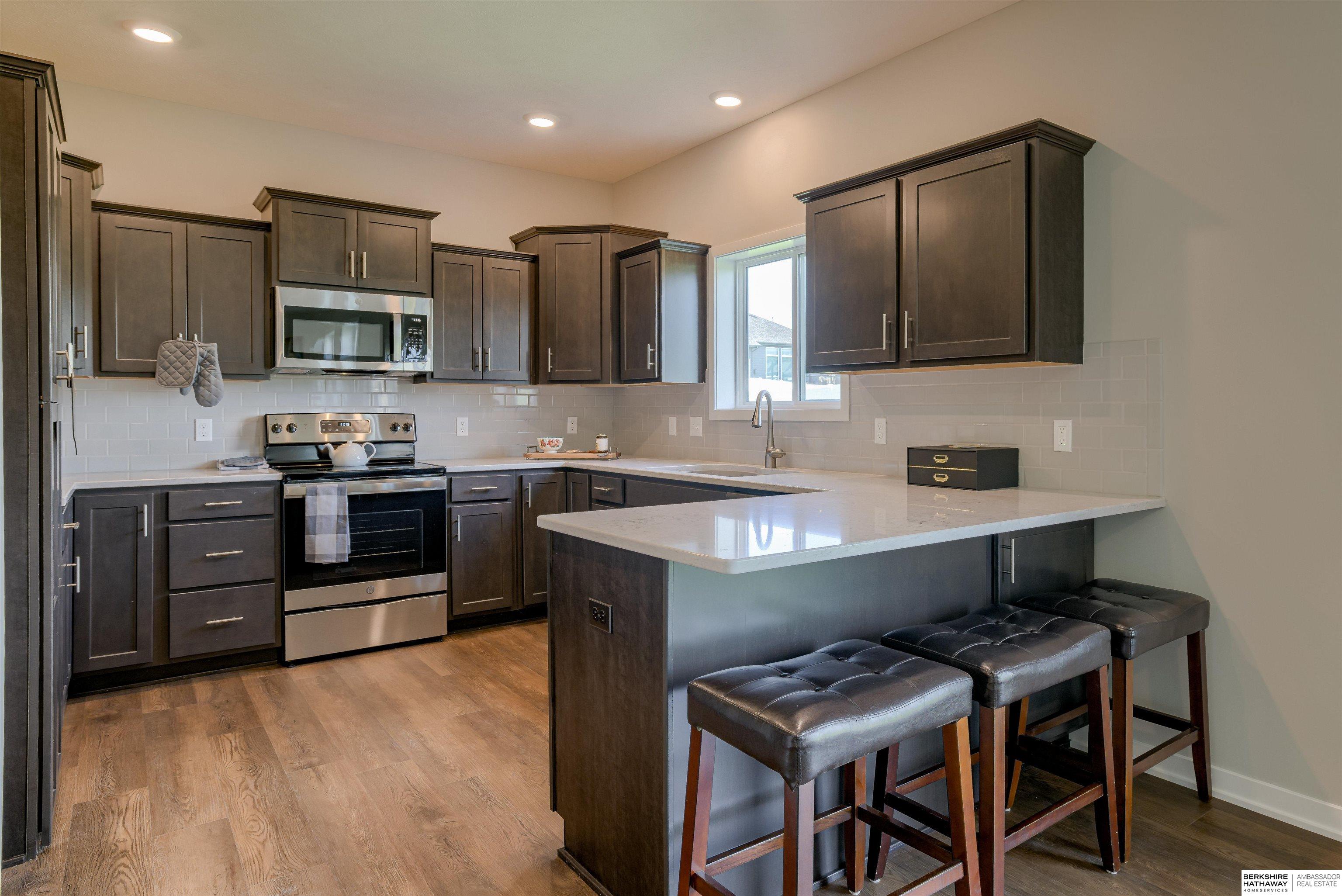 Bellevue, Nebraska 68123, United States, 4 Bedrooms Bedrooms, ,3 BathroomsBathrooms,Residential,Active,23670