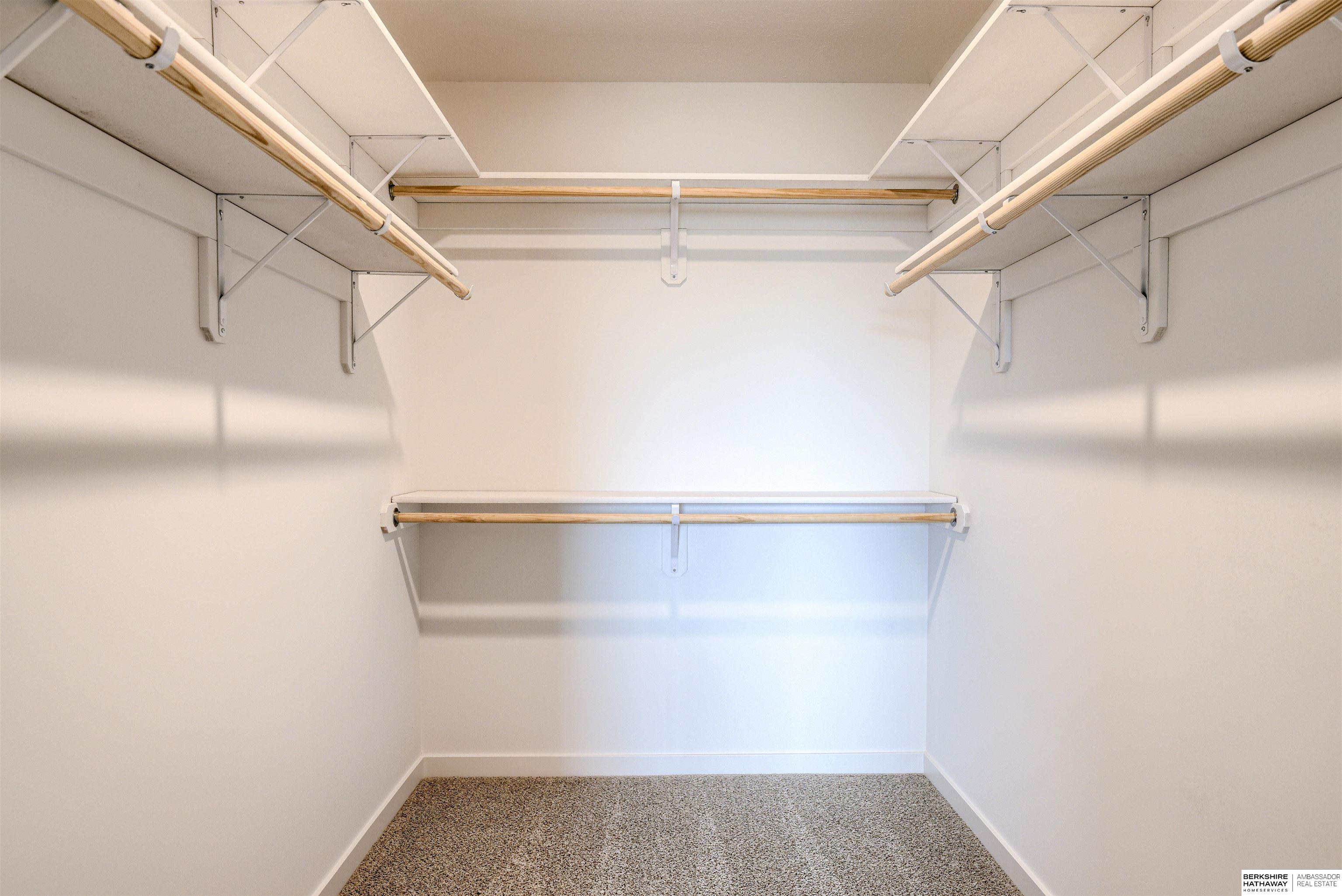 Bellevue, Nebraska 68123, United States, 4 Bedrooms Bedrooms, ,3 BathroomsBathrooms,Residential,Active,23670