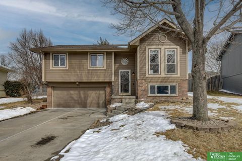 Photo of 8113 S 152nd Avenue, Omaha, NE 68138 (MLS # 22605218)