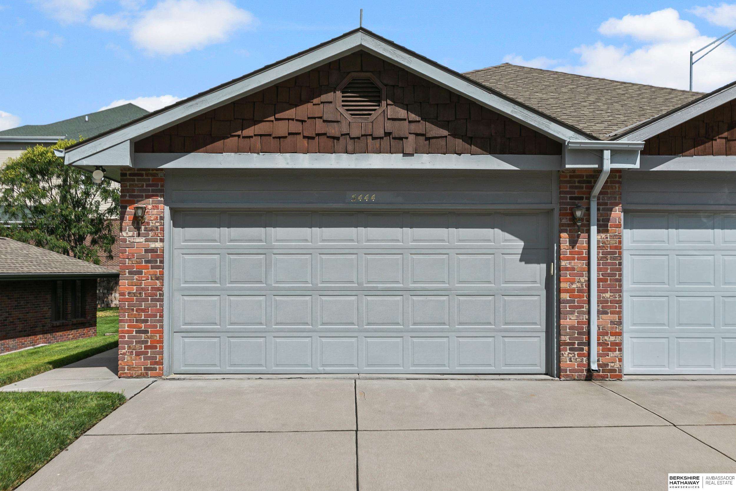 5444 Pioneers Boulevard