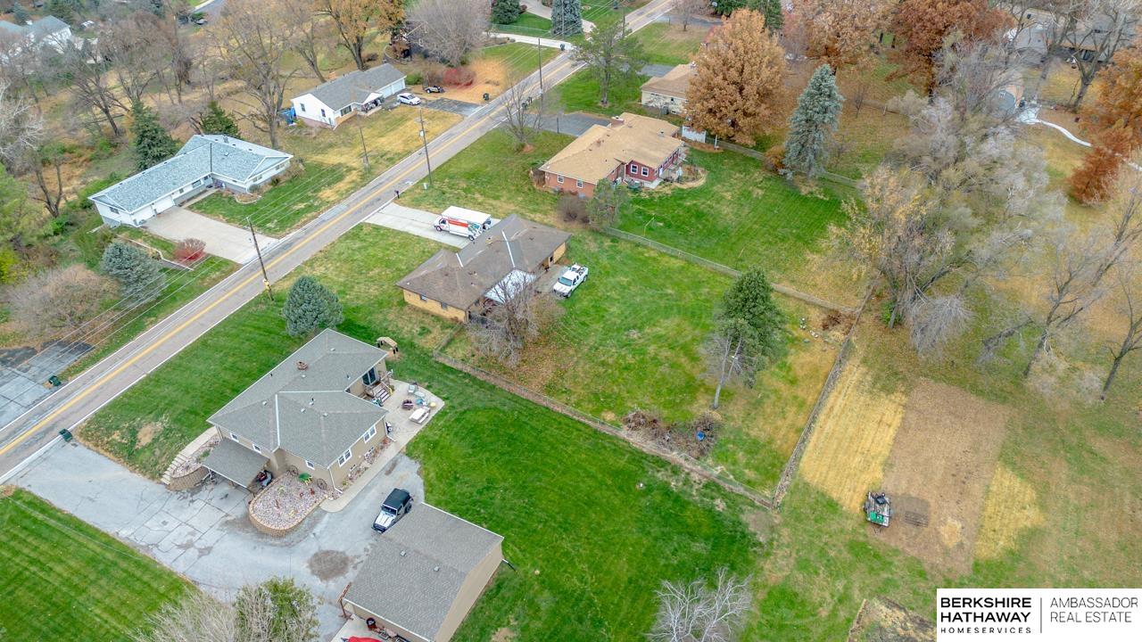 Omaha, Nebraska 68112, United States, 2 Bedrooms Bedrooms, ,1 BathroomBathrooms,Residential,Pending,245824