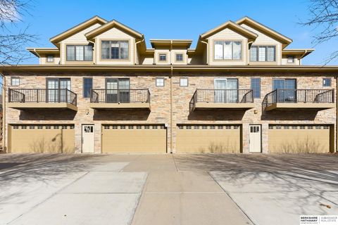 Photo of 5140 Dodge Street, Omaha, NE 68132 (MLS # 22600209)