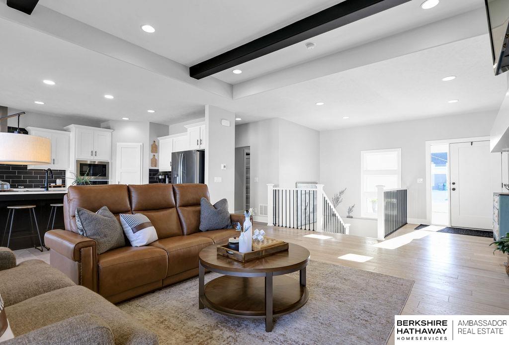 Elkhorn, Nebraska 68022, United States, 5 Bedrooms Bedrooms, ,3 BathroomsBathrooms,Residential,Active,208709