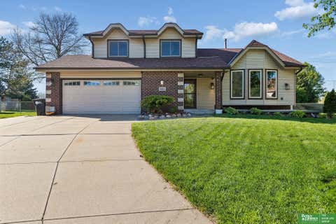 Photo of 4604 S 154th Avenue Circle, Omaha, NE 68137 (MLS # 22618228)