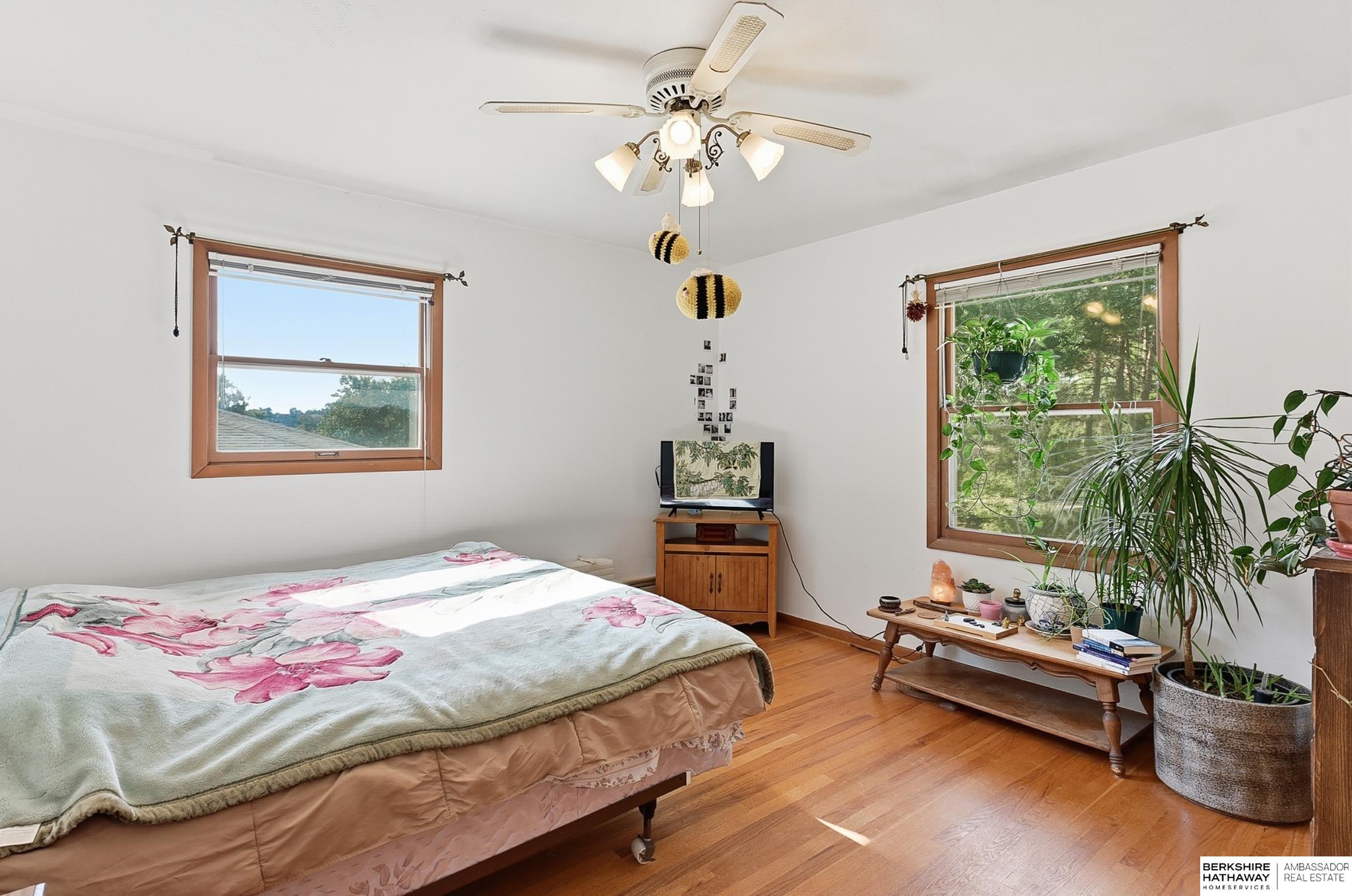 Omaha, Nebraska 68114, United States, 4 Bedrooms Bedrooms, ,2 BathroomsBathrooms,Residential,Active,230247