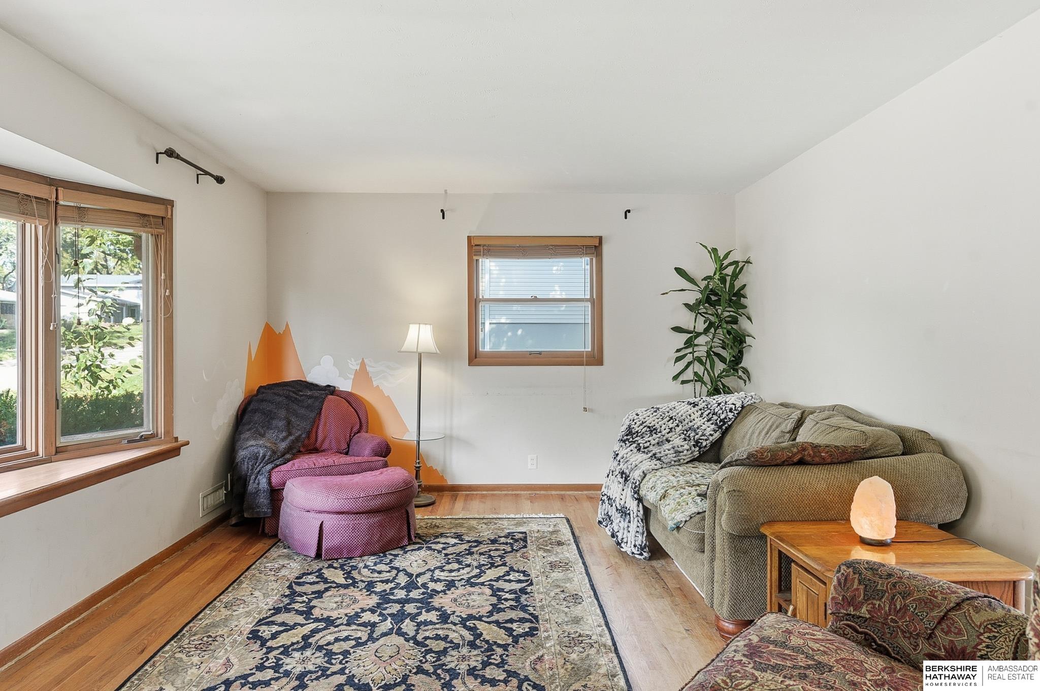 Omaha, Nebraska 68114, United States, 4 Bedrooms Bedrooms, ,2 BathroomsBathrooms,Residential,Active,230247