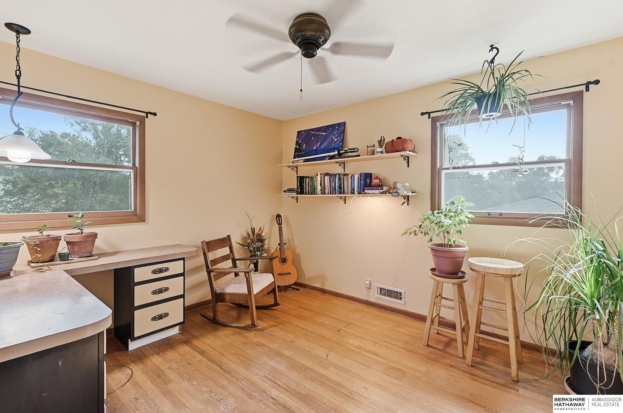 Omaha, Nebraska 68114, United States, 4 Bedrooms Bedrooms, ,2 BathroomsBathrooms,Residential,Active,230247