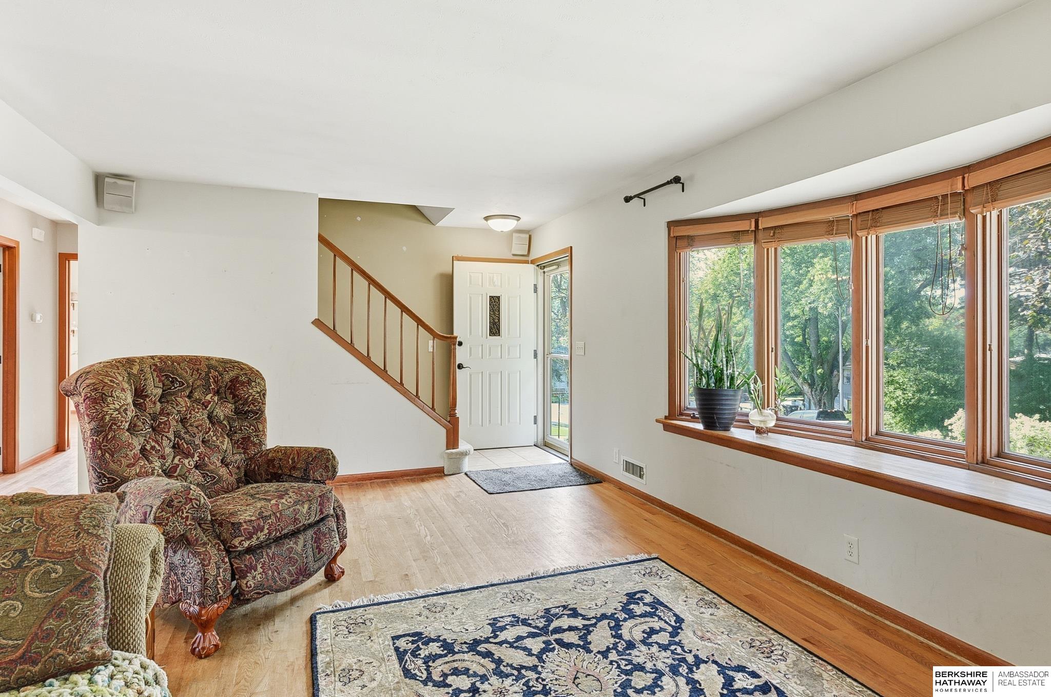 Omaha, Nebraska 68114, United States, 4 Bedrooms Bedrooms, ,2 BathroomsBathrooms,Residential,Active,230247