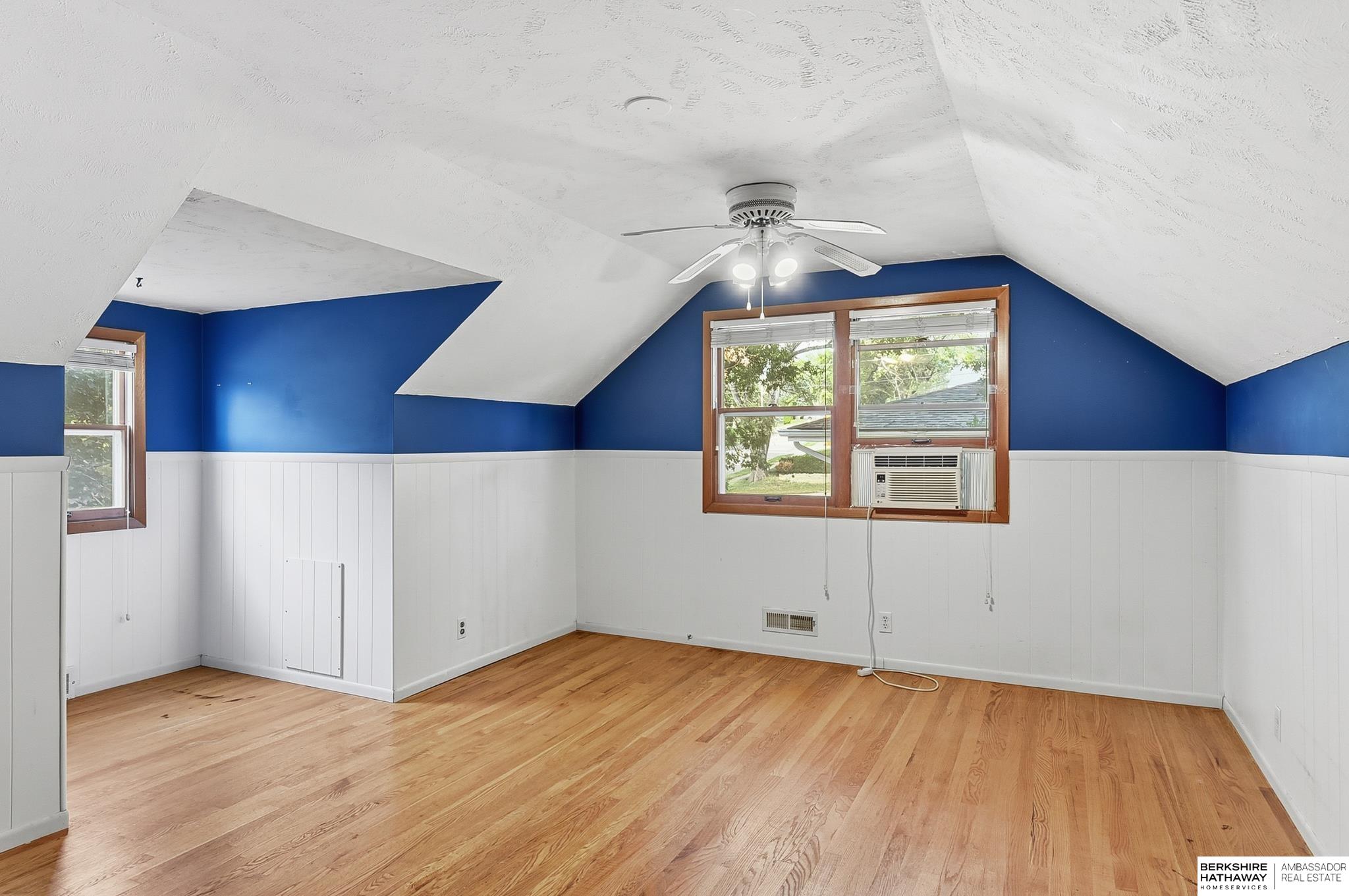 Omaha, Nebraska 68114, United States, 4 Bedrooms Bedrooms, ,2 BathroomsBathrooms,Residential,Active,230247