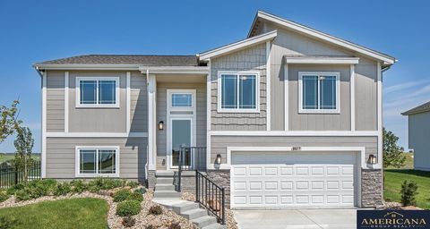 Photo of 21051 Jefferson Street, Elkhorn, NE 68022 (MLS # 22522980)