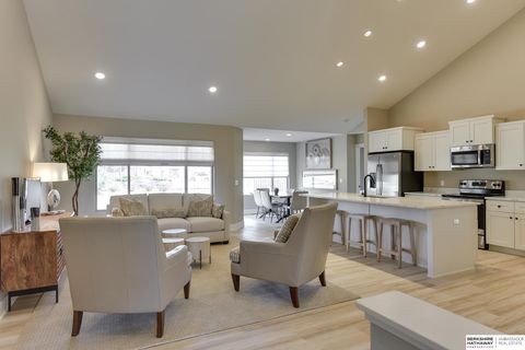 Photo of 19609 Piney Creek Drive, Elkhorn, NE 68022 (MLS # 22611957)
