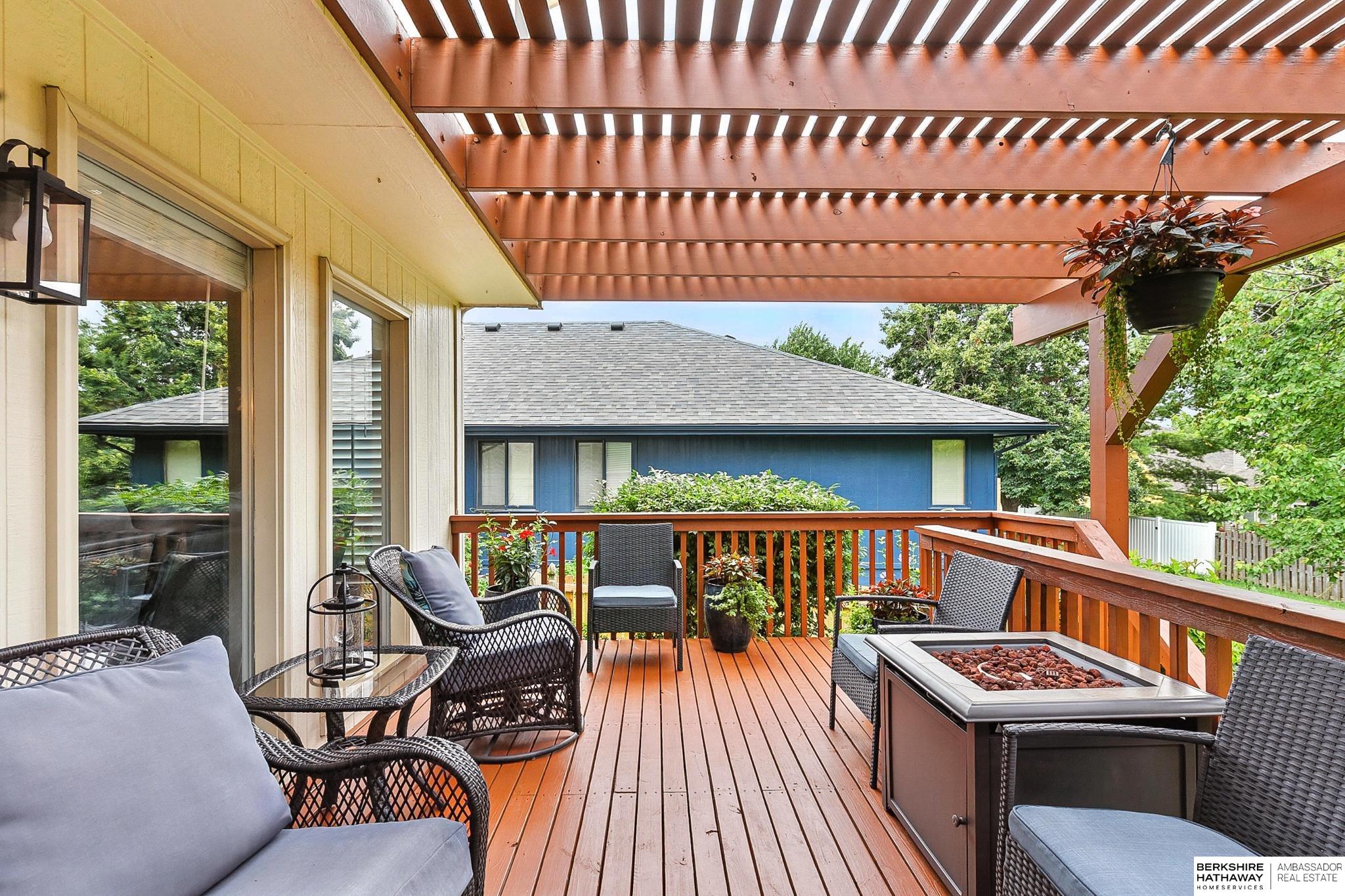 Omaha, Nebraska 68135, United States, 4 Bedrooms Bedrooms, ,3 BathroomsBathrooms,Residential,Active,170472