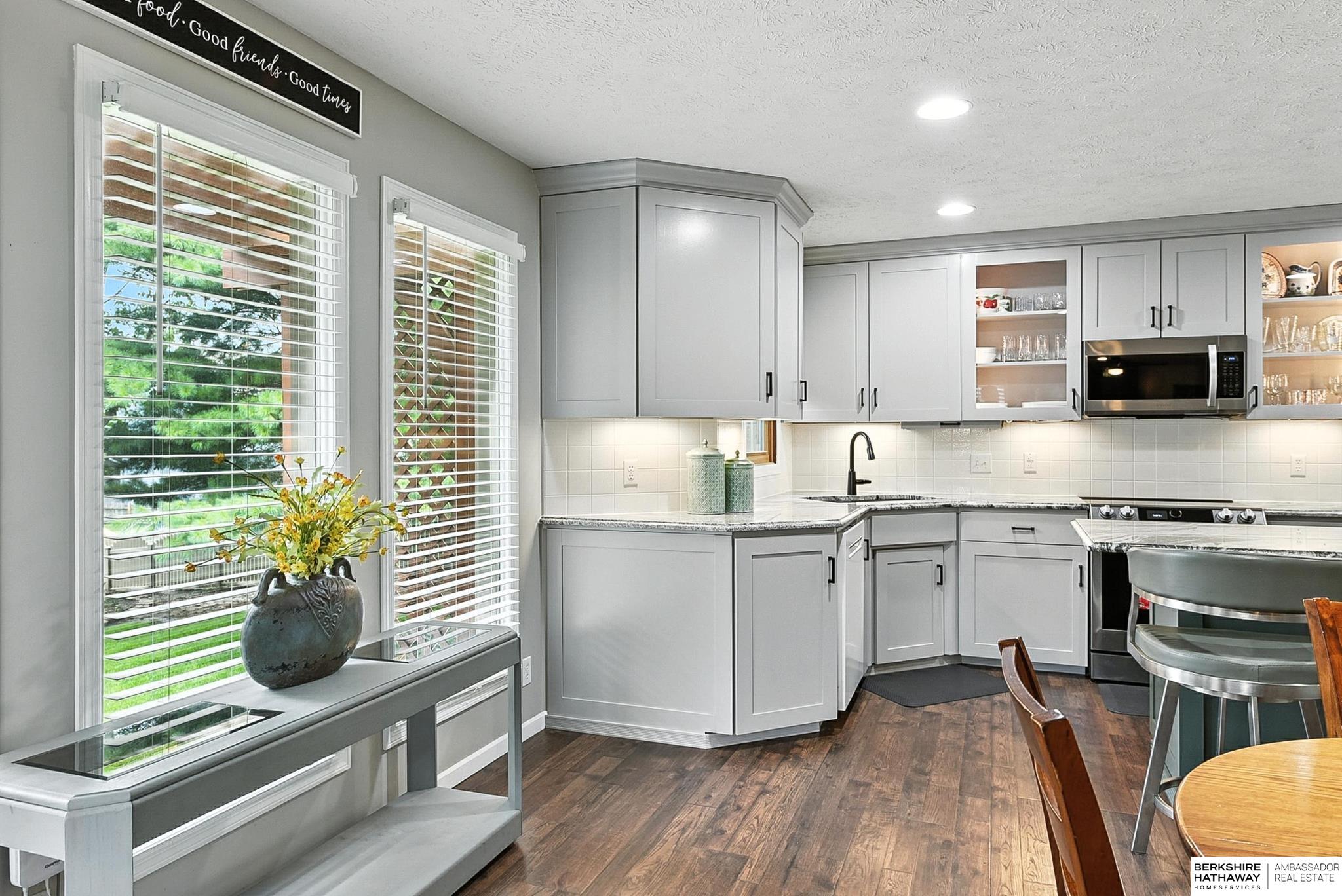 Omaha, Nebraska 68135, United States, 4 Bedrooms Bedrooms, ,3 BathroomsBathrooms,Residential,Active,170472