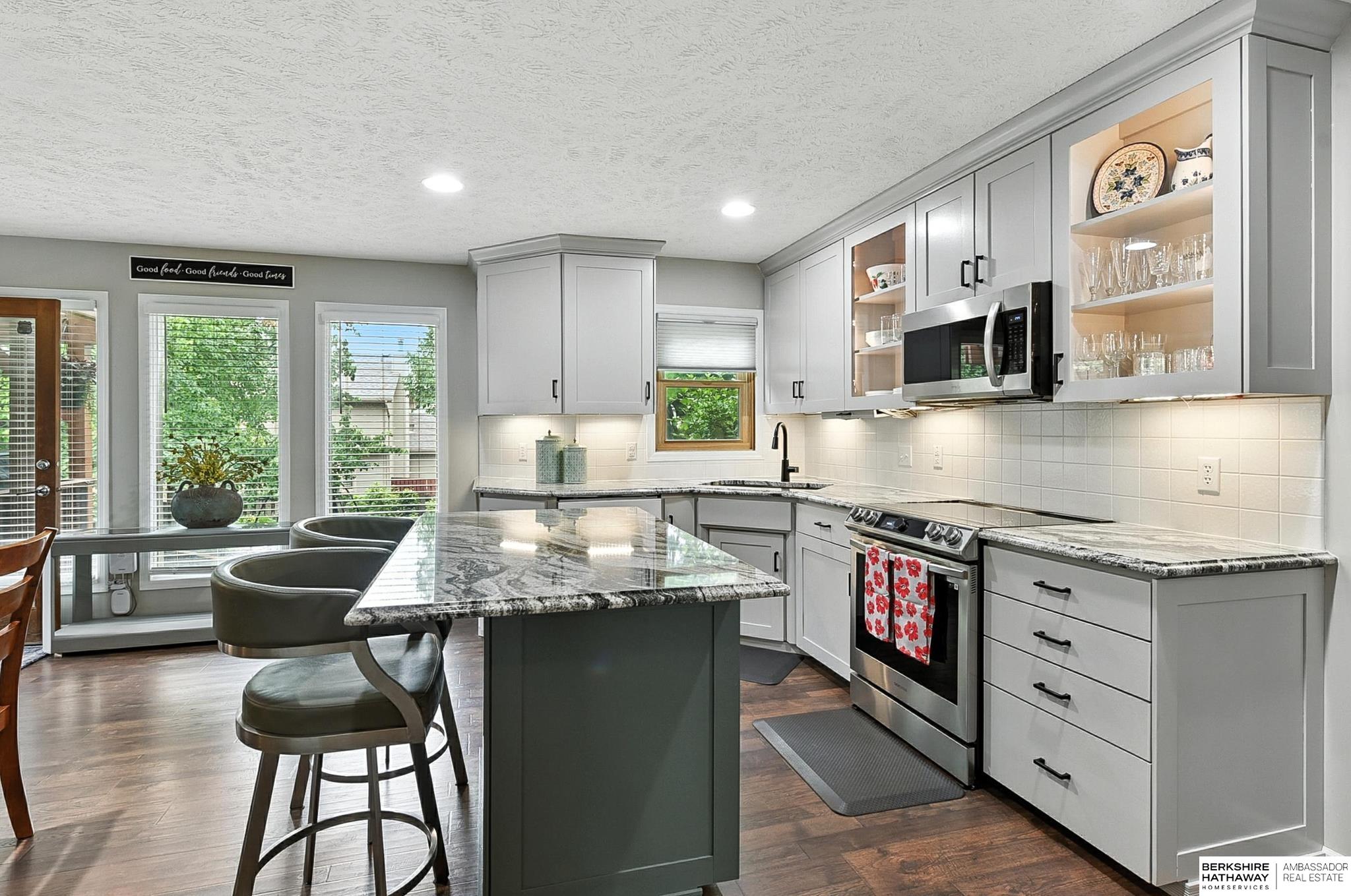 Omaha, Nebraska 68135, United States, 4 Bedrooms Bedrooms, ,3 BathroomsBathrooms,Residential,Active,170472